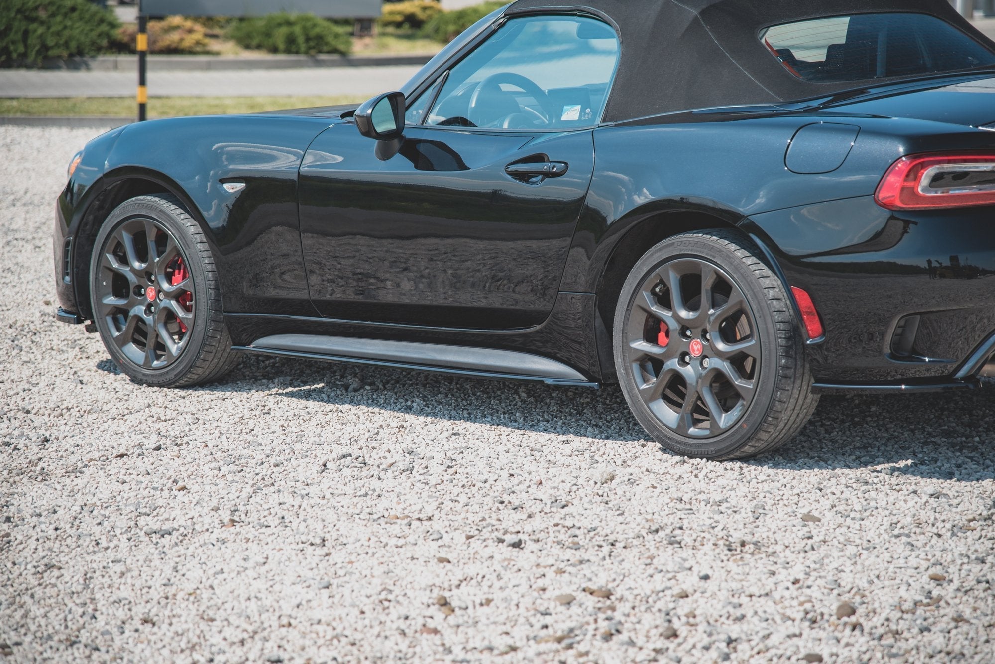 Maxton Design - Seitenschweller Ansatz für Abarth 124 Spider - Aerowerk.