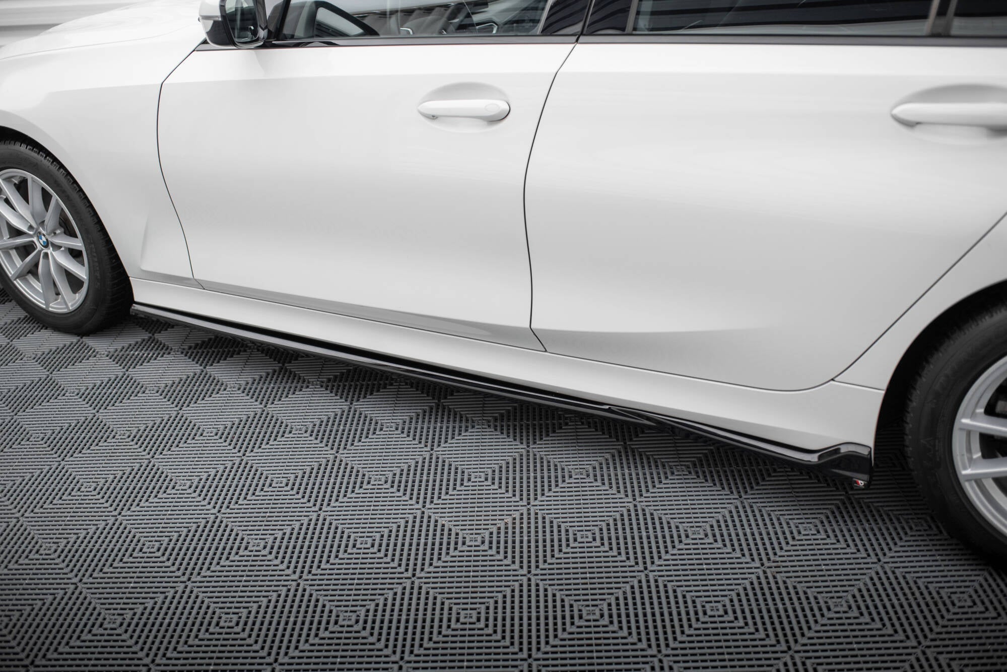 Maxton Design - Seitenschweller Ansatz für BMW 3er Limousine / Touring G20 / G21 Facelift - Aerowerk.
