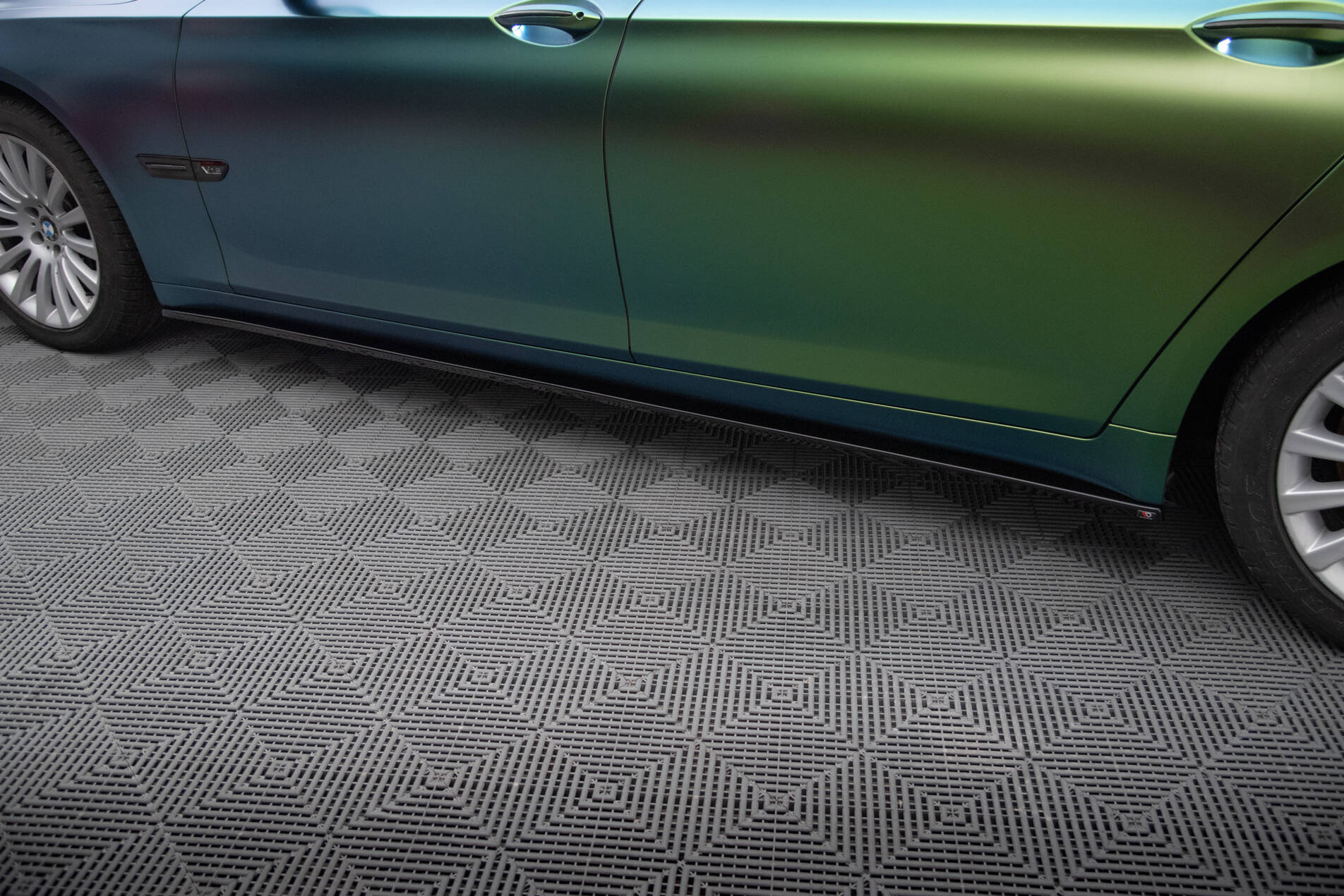 Maxton Design - Seitenschweller Ansatz für BMW 7er Langversion F02 - Aerowerk.