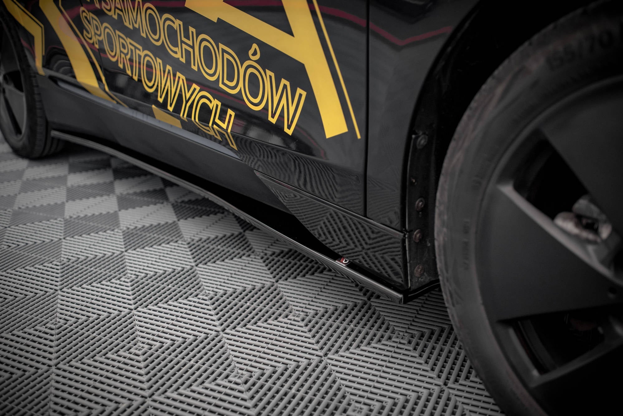 Maxton Design - Seitenschweller Ansatz für BMW i3 Mk1 Facelift - Aerowerk.