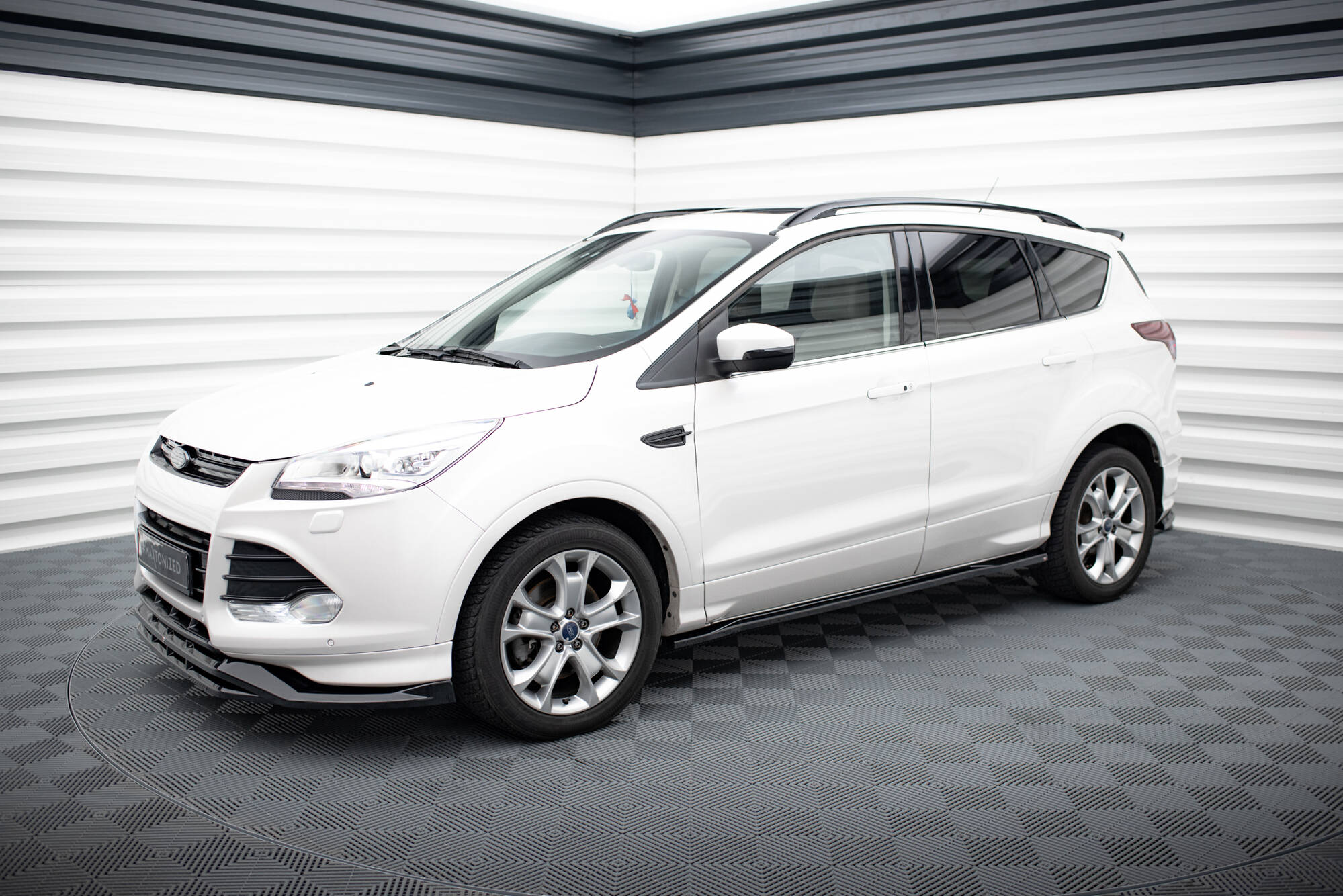 Maxton Design - Seitenschweller Ansatz für Ford Kuga ST - Line Mk2 Facelift - Aerowerk.