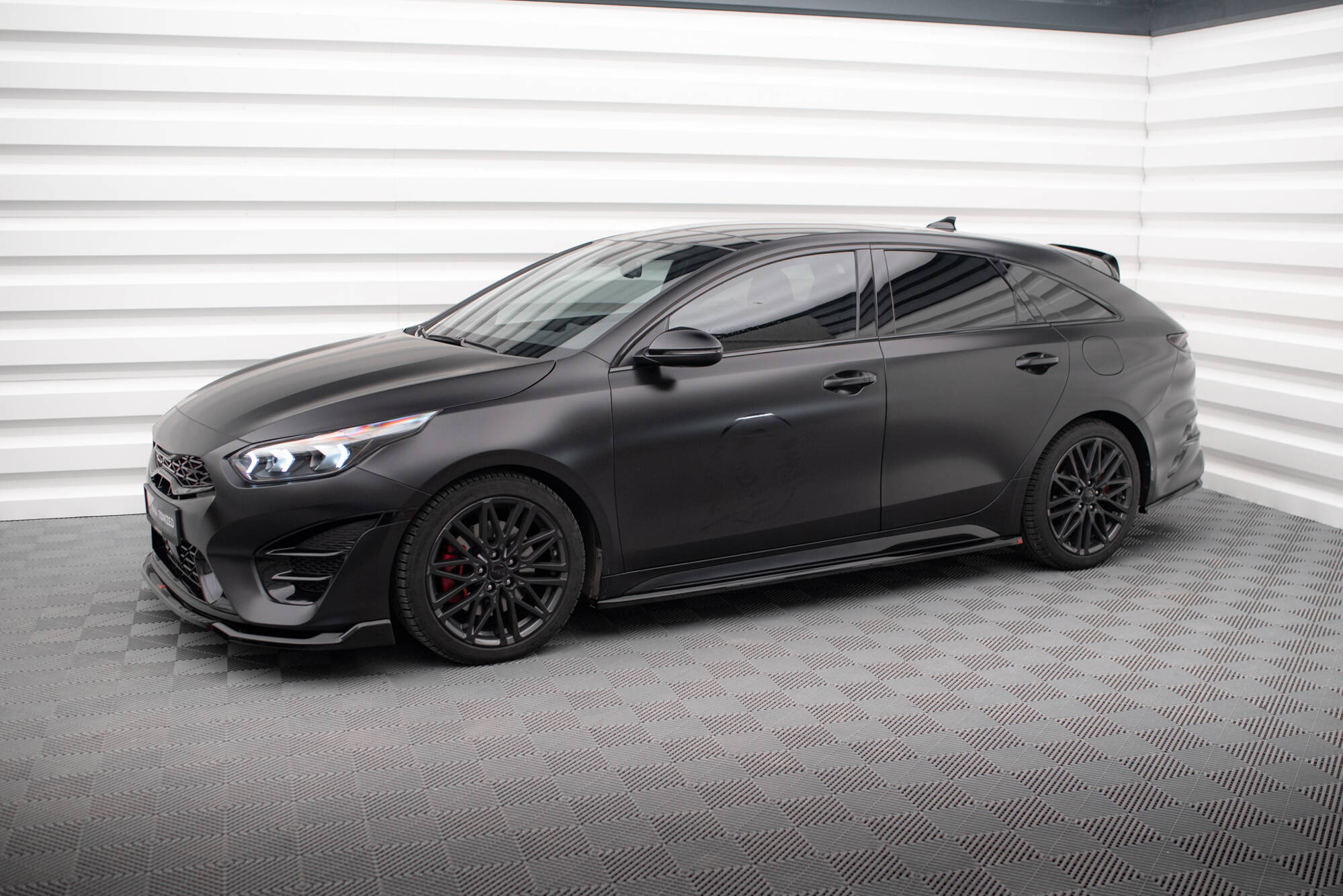 Maxton Design - Seitenschweller Ansatz für Kia Proceed GT / GT - Line Mk1 Facelift / Ceed GT Mk3 Facelift - Aerowerk.