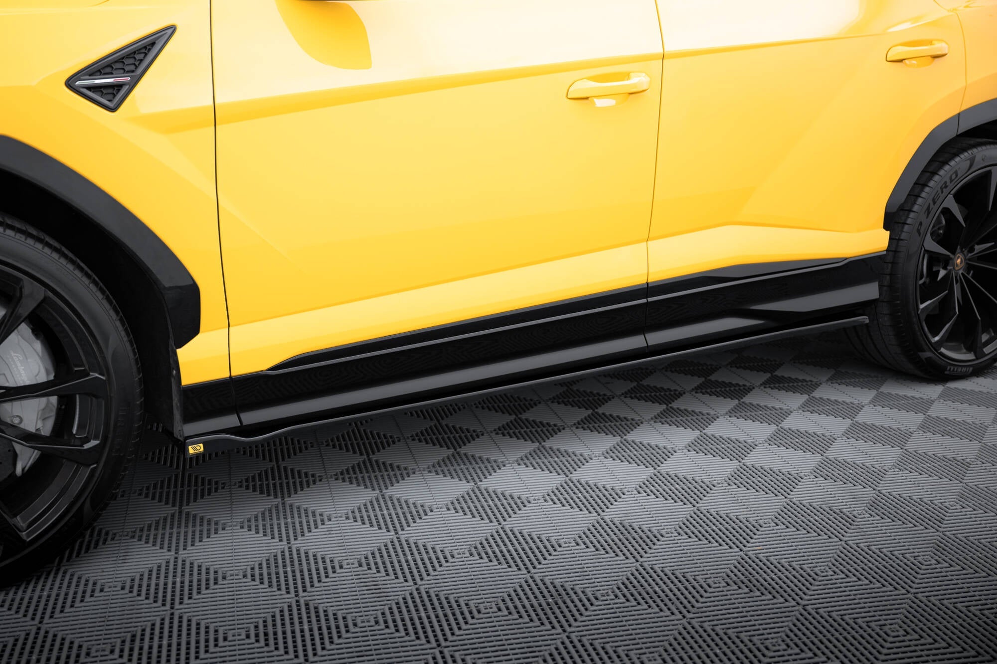 Maxton Design - Seitenschweller Ansatz für Lamborghini Urus Mk1 - Aerowerk.