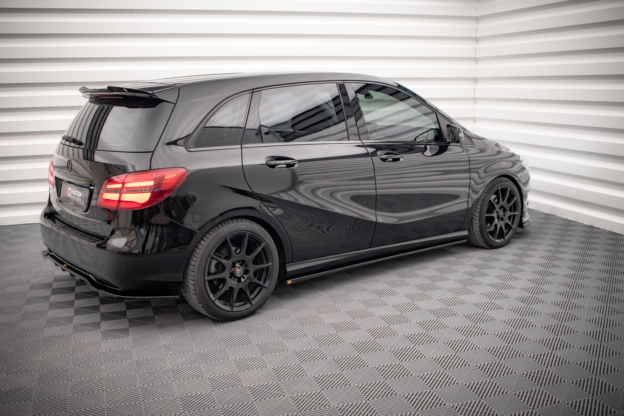 Maxton Design - Seitenschweller Ansatz für Mercedes - Benz B W246 Facelift - Aerowerk.