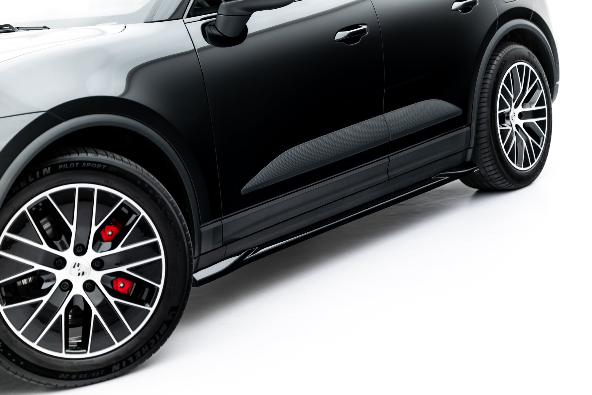 Maxton Design - Seitenschweller Ansatz für Porsche Macan EV Mk1 - Aerowerk.