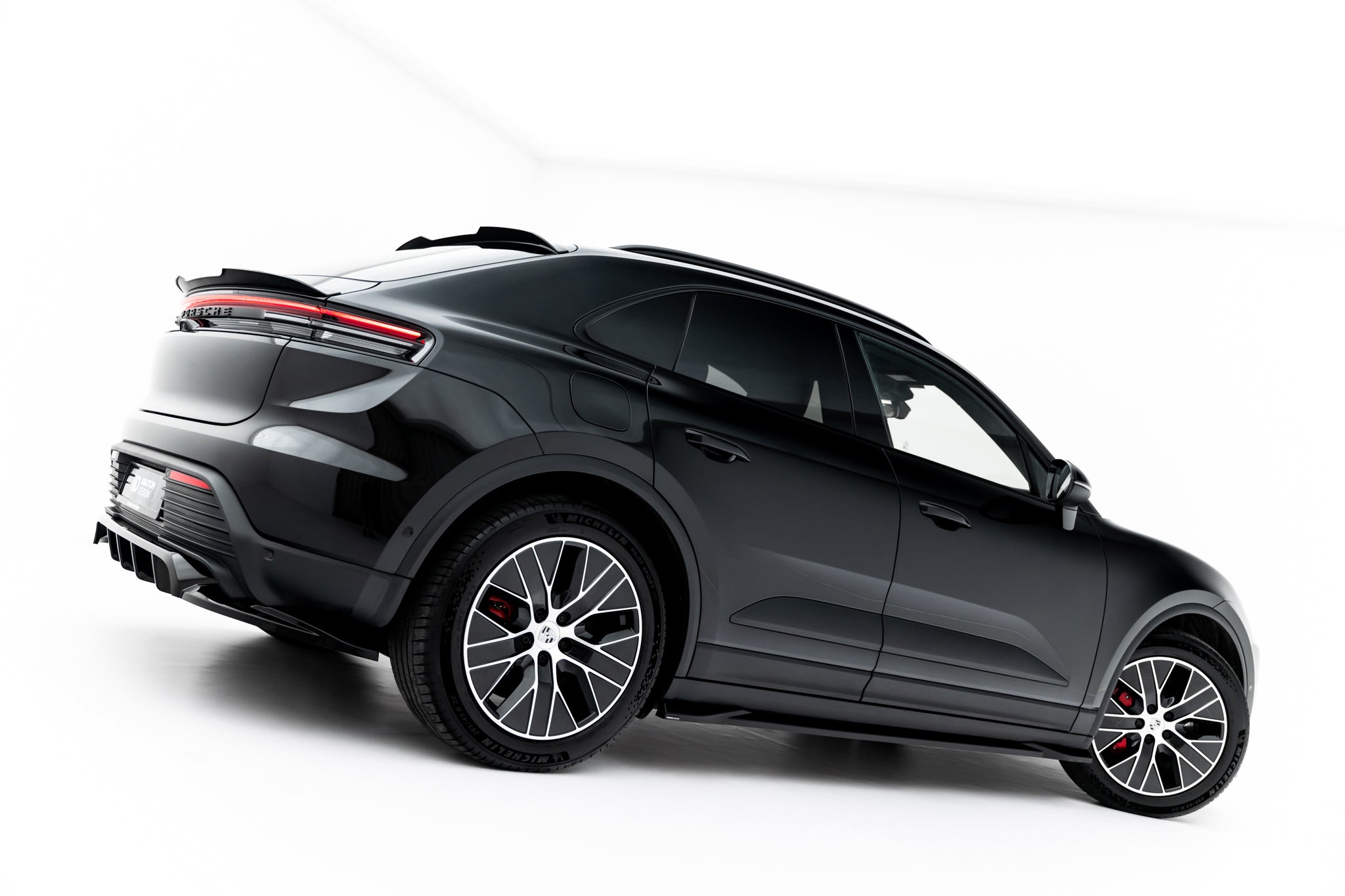 Maxton Design - Seitenschweller Ansatz für Porsche Macan EV Mk1 - Aerowerk.