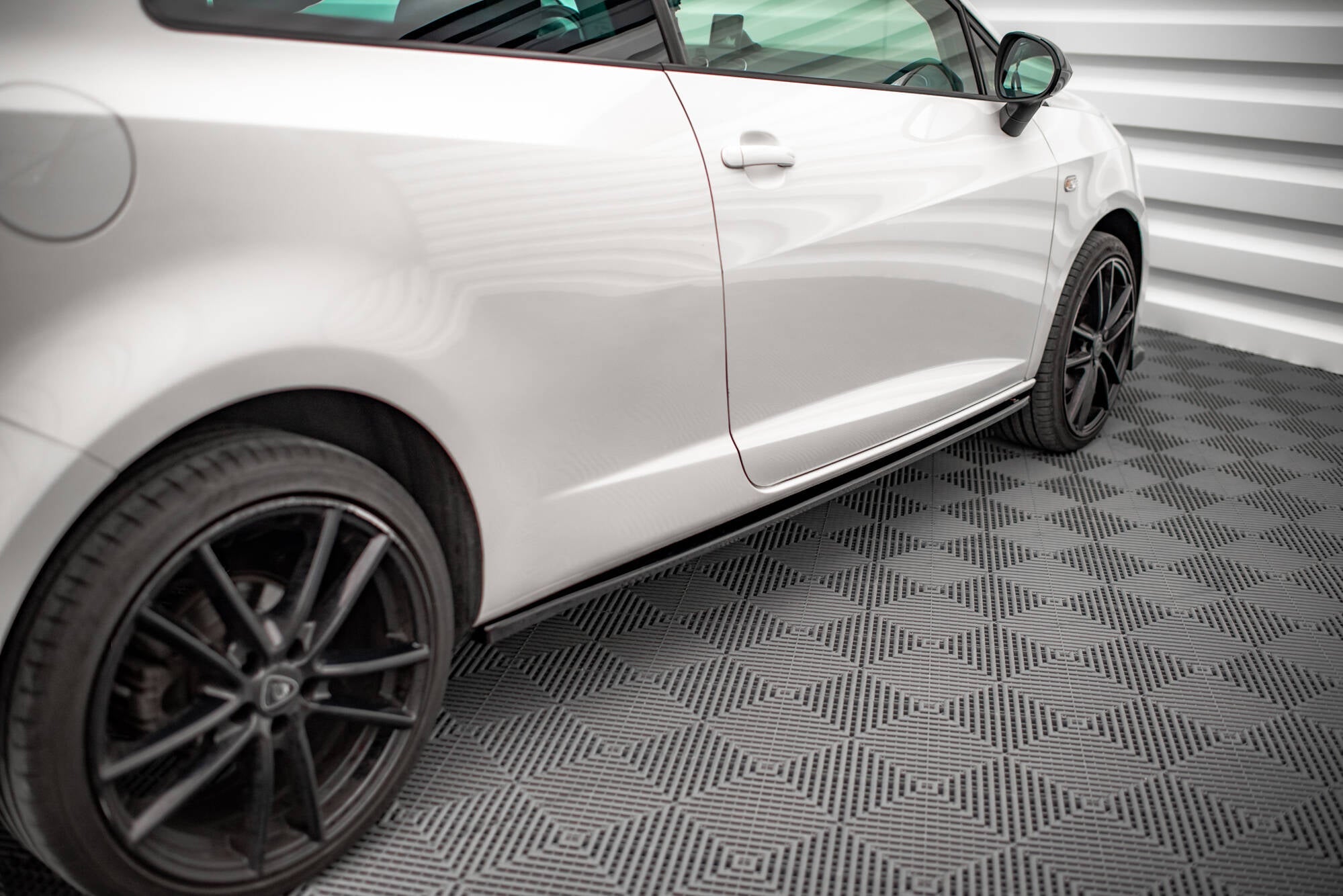 Maxton Design - Seitenschweller Ansatz für Seat Ibiza FR SC Mk4 Facelift - Aerowerk.