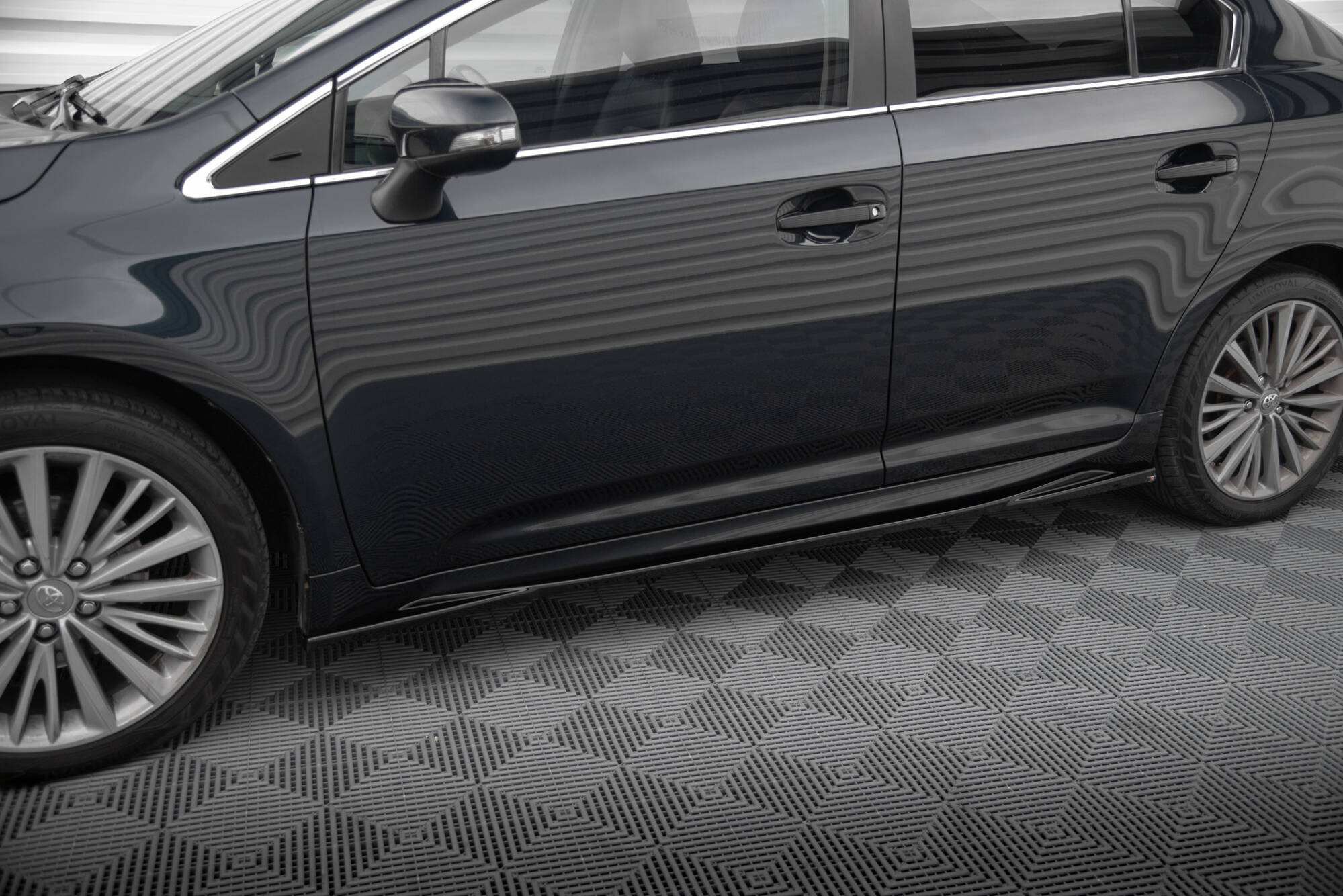 Maxton Design - Seitenschweller Ansatz für Toyota Avensis Mk3 Facelift - Aerowerk.