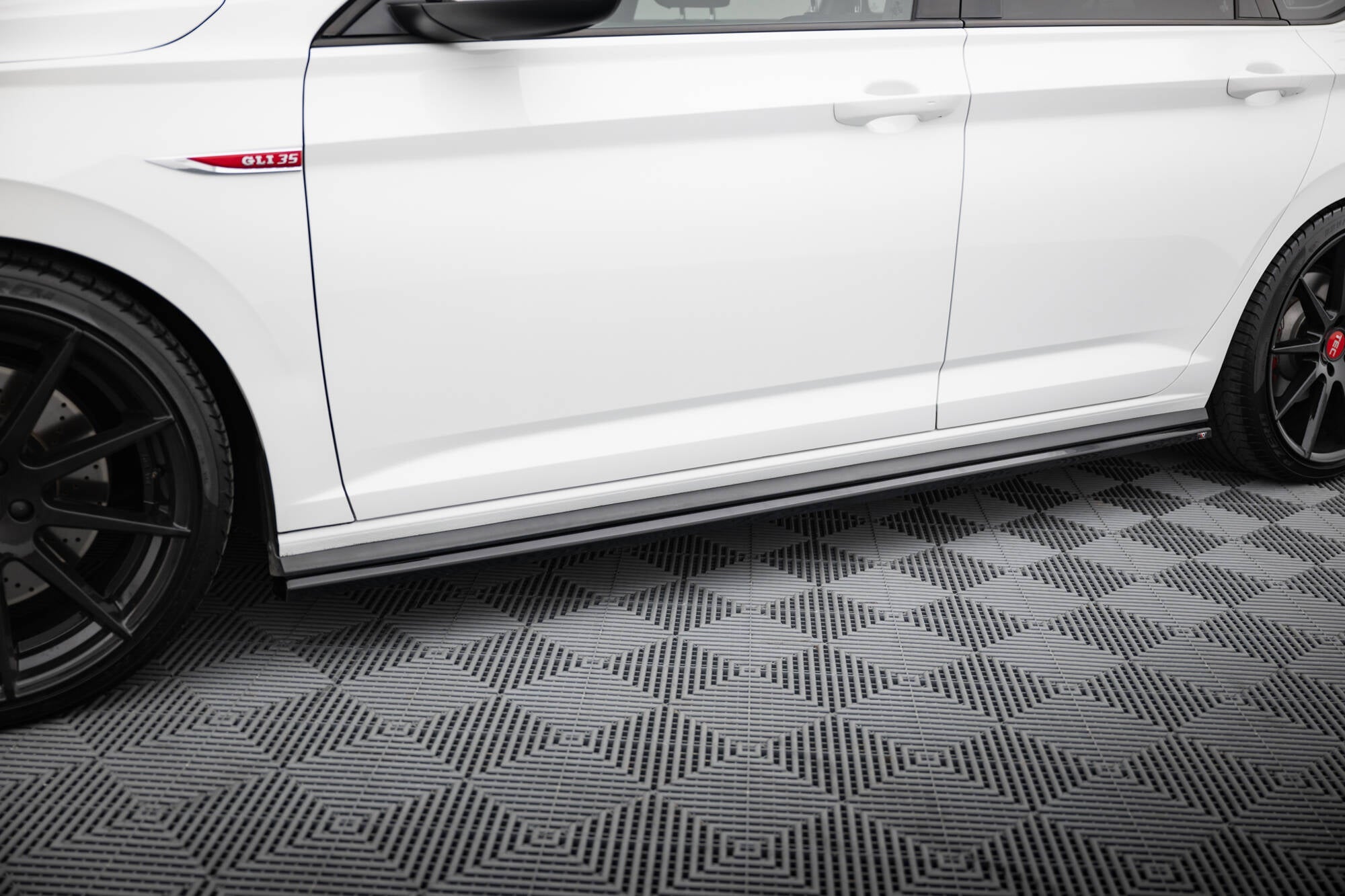 Maxton Design - Seitenschweller Ansatz für Volkswagen Jetta GLI Mk7 - Aerowerk.