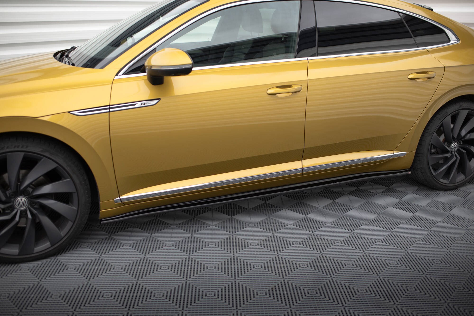Maxton Design - Seitenschweller Ansatz für VW Arteon R - Line - Aerowerk.