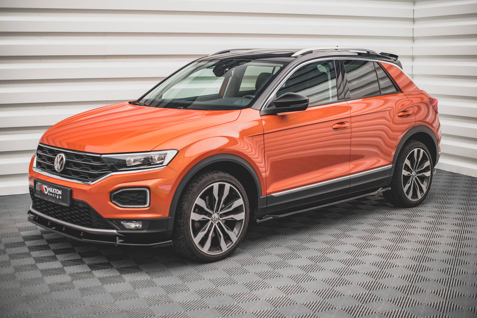 Maxton Design - Seitenschweller Ansatz für VW T - Roc Mk1 - Aerowerk.