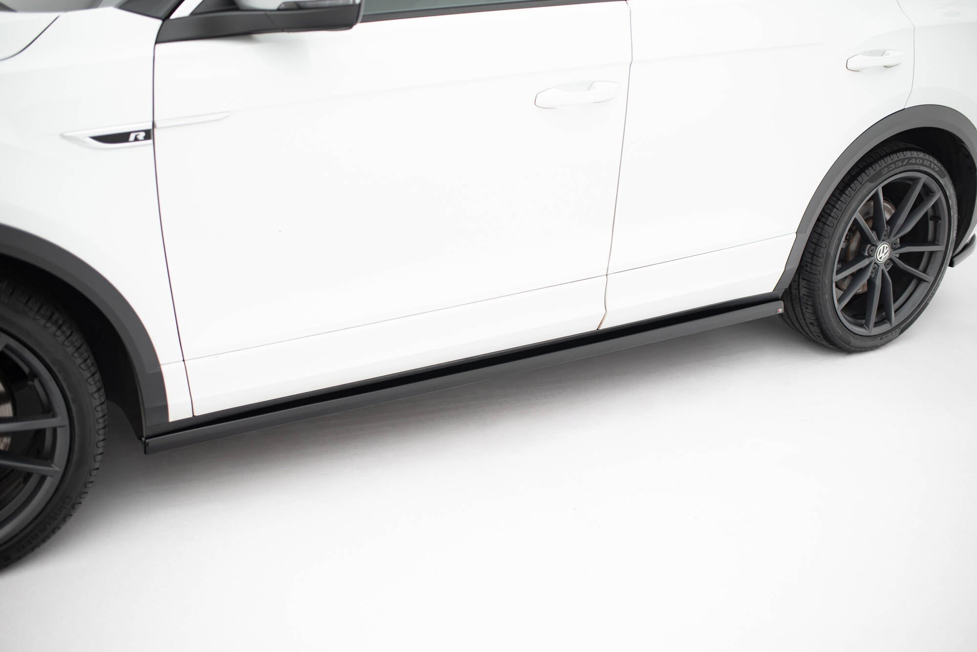 Maxton Design - Seitenschweller Ansatz für VW T - Roc R / R - Line Mk1 - Aerowerk.