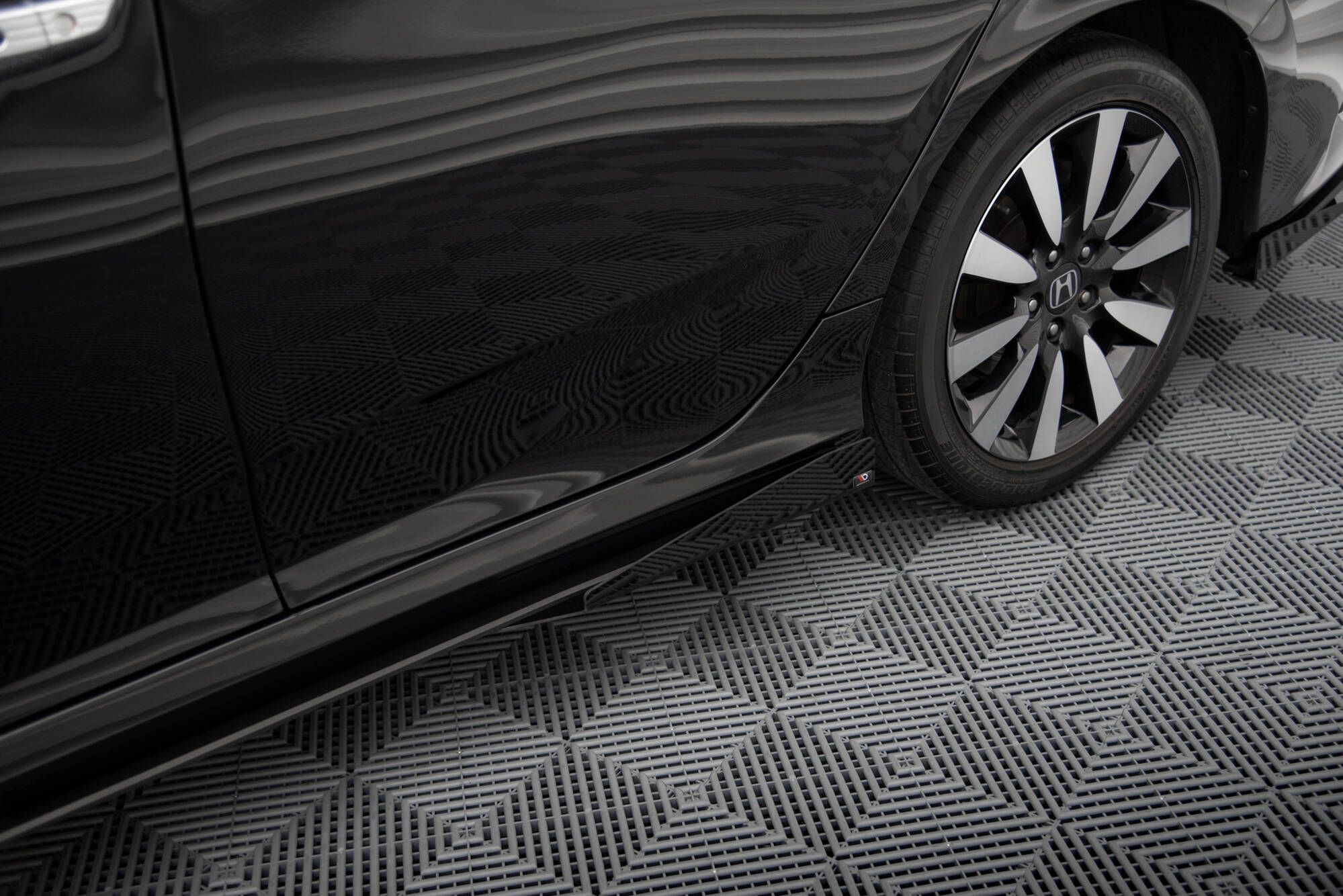 Maxton Design - Seitenschweller Flaps für Honda Civic Mk10 - Aerowerk.