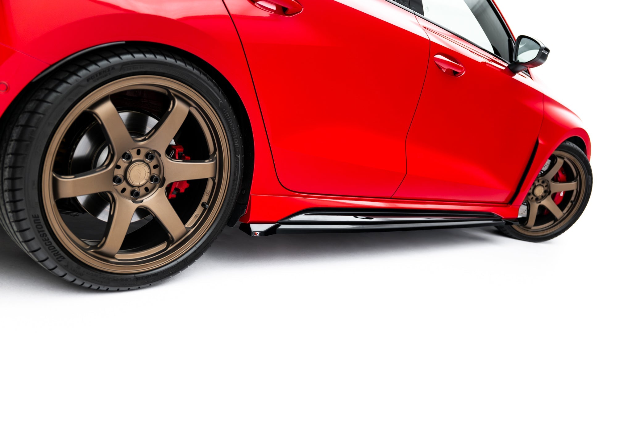 Maxton Design - Seitenschweller V1 Ansatz für für Audi RS3 Limousine 8Y / 8Y Facelift - Aerowerk.