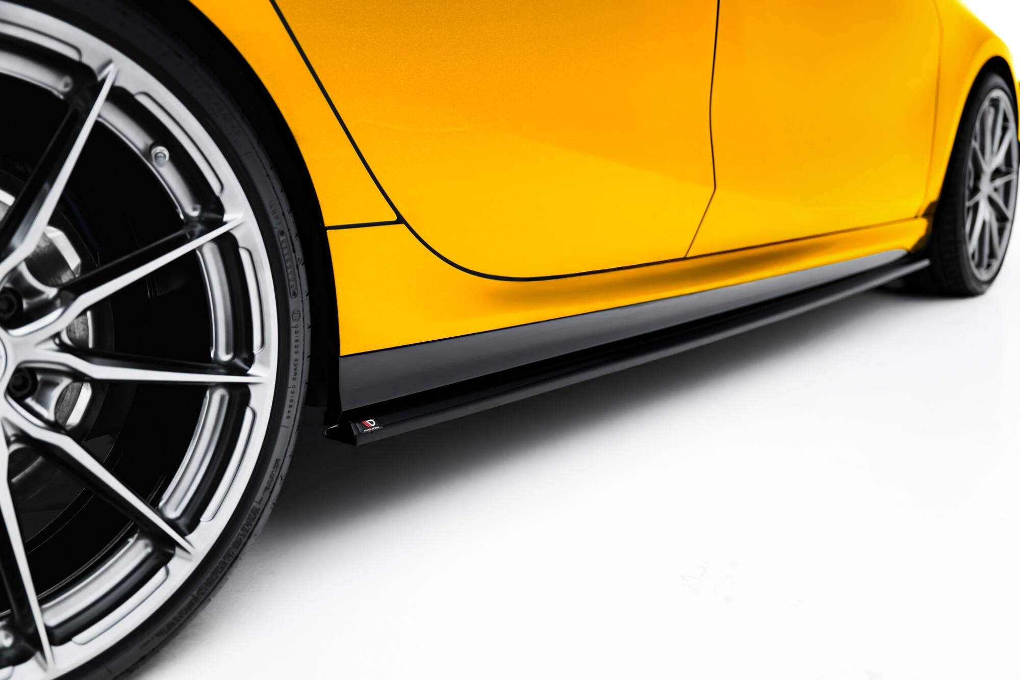 Maxton Design - Seitenschweller V.1 Ansatz für für BMW 1er M - Paket F70 - Aerowerk.