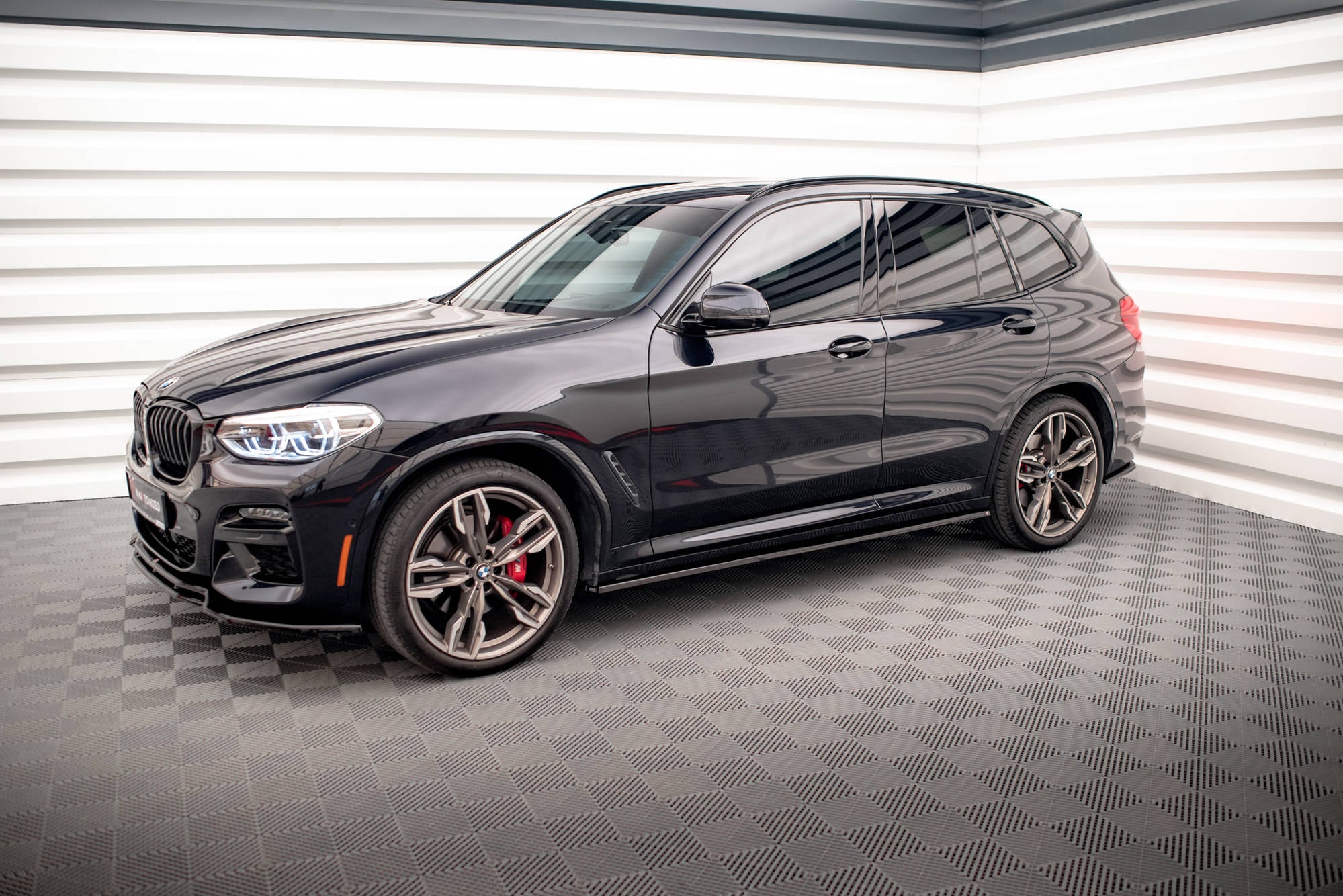 Maxton Design - Seitenschweller V1 Ansatz für für BMW X3 M40d / M40i / M - Paket G01 - Aerowerk.