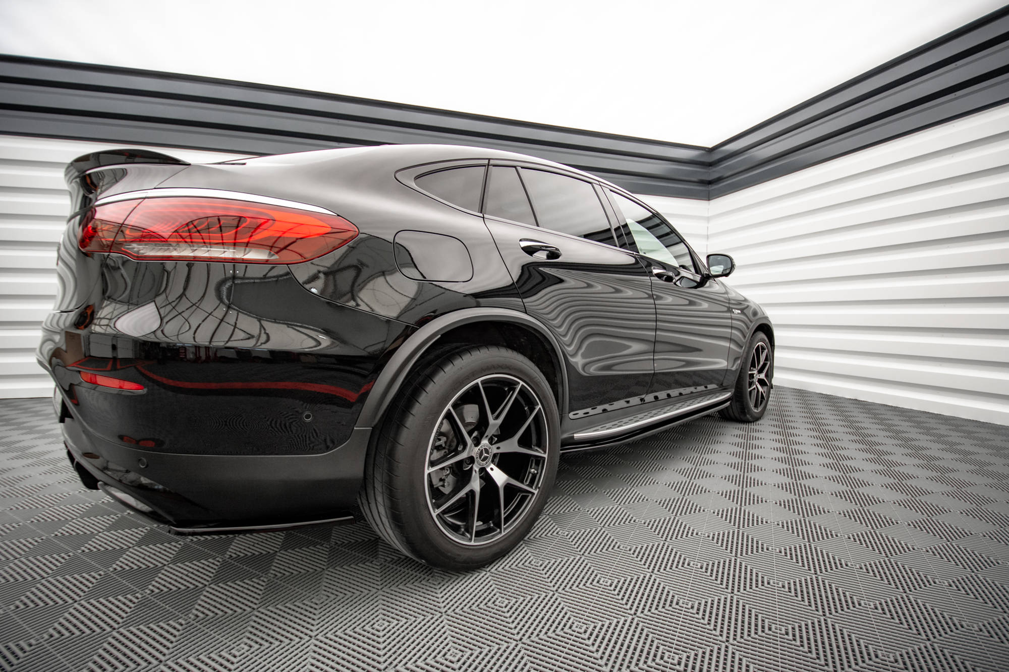 Maxton Design - Seitenschweller V1 Ansatz für für Mercedes - Benz GLC Coupe AMG - Line C253 Facelift - Aerowerk.