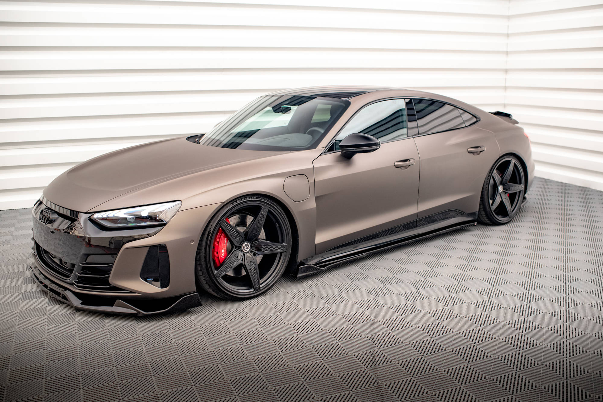 Maxton Design - Seitenschweller V2 Ansatz für Audi e - Tron GT / RS GT Mk1 - Aerowerk.