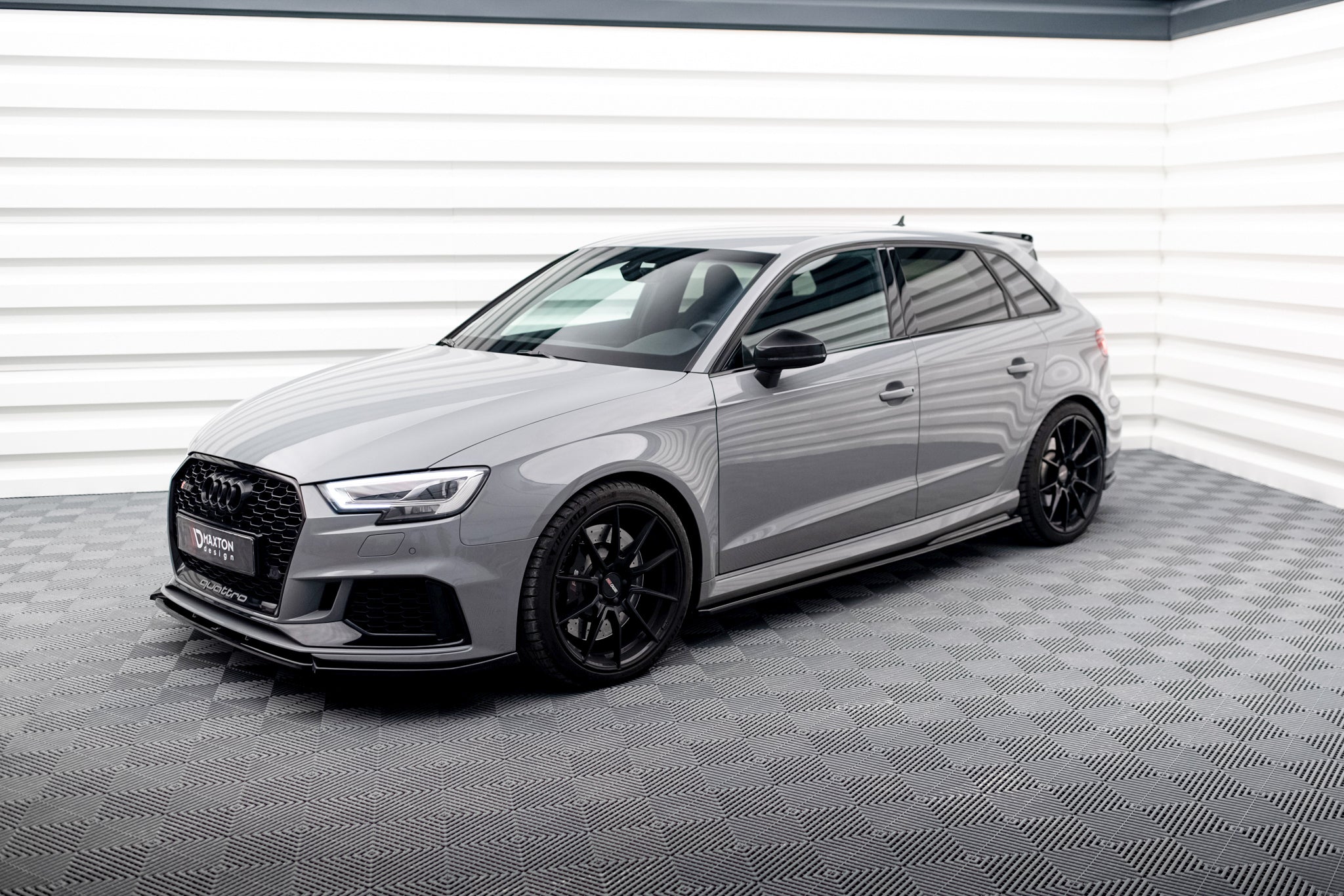 Maxton Design - Seitenschweller V2 Ansatz für Audi RS3 8V Sportback Facelift - Aerowerk.