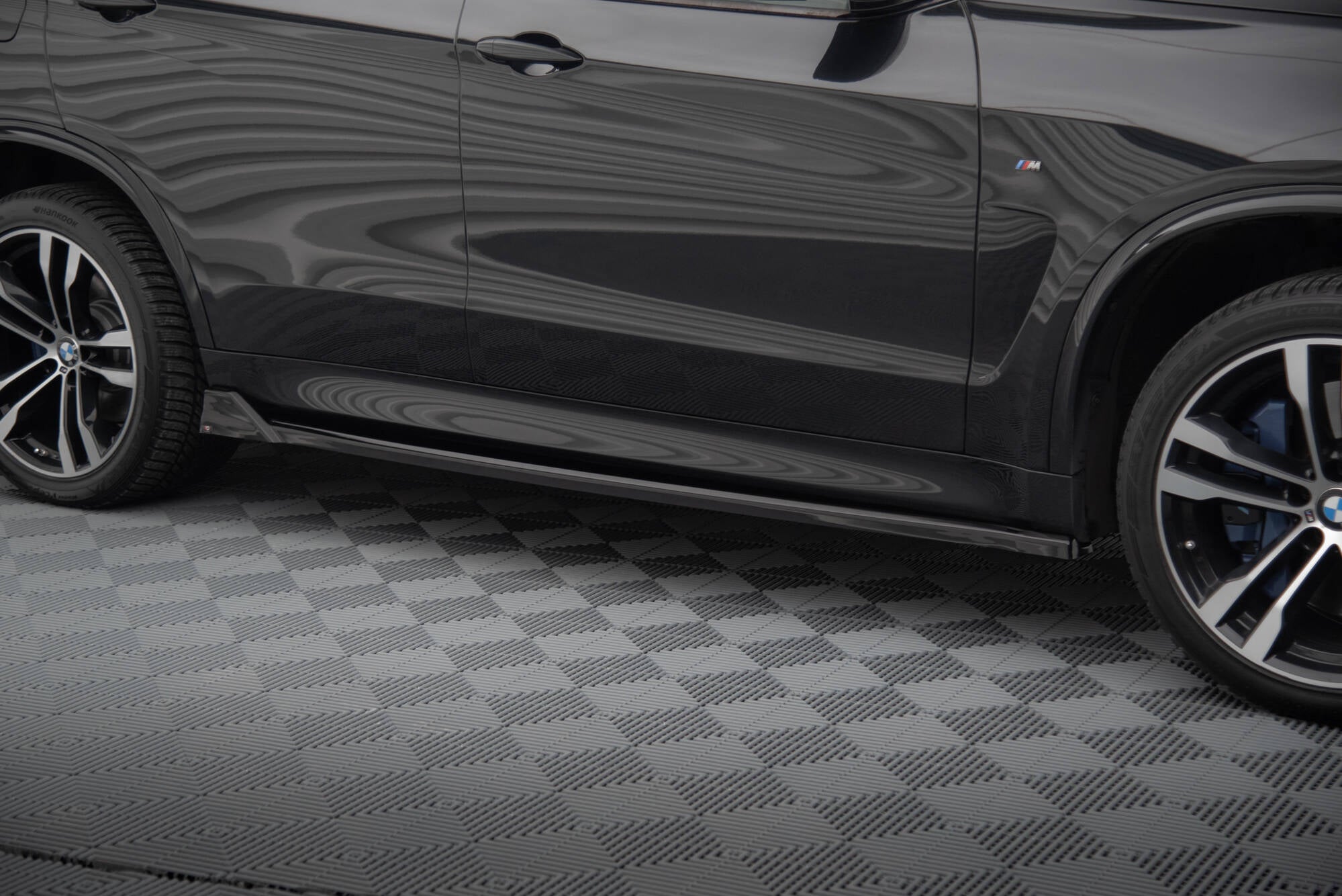 Maxton Design - Seitenschweller V.2 Ansatz für BMW X5 M - Paket F15 - Aerowerk.