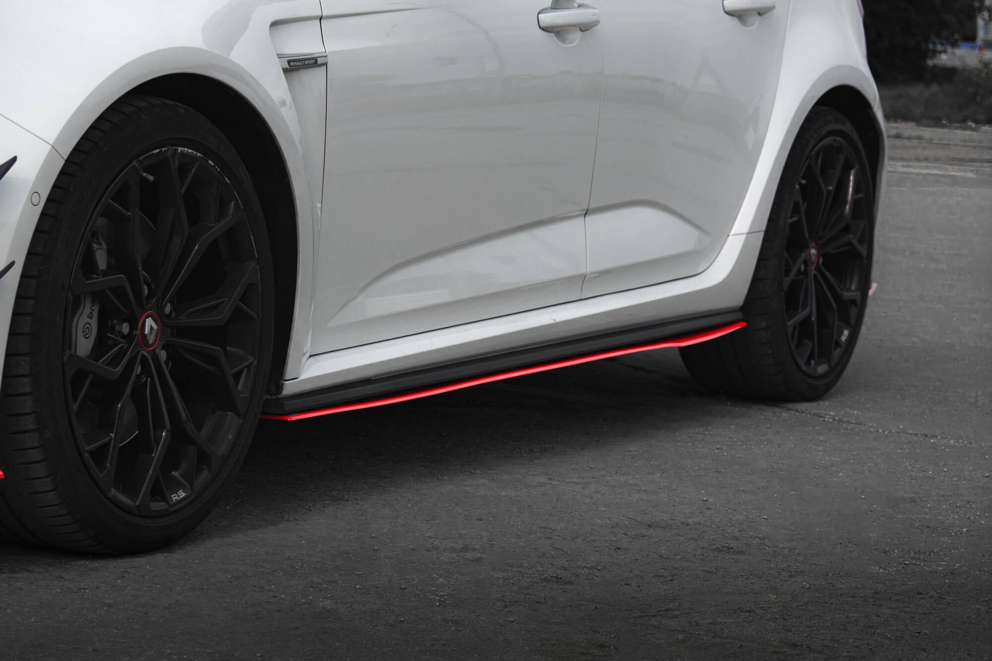 Maxton Design - Seitenschweller V2 Ansatz für Renault Megane RS Mk4 - Aerowerk.