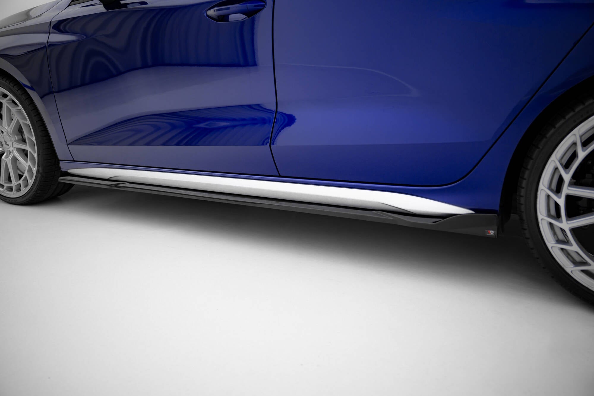 Maxton Design - Seitenschweller V3 Ansatz für für Audi A3 S - Line Limousine / S3 Limousine 8Y Facelift - Aerowerk.