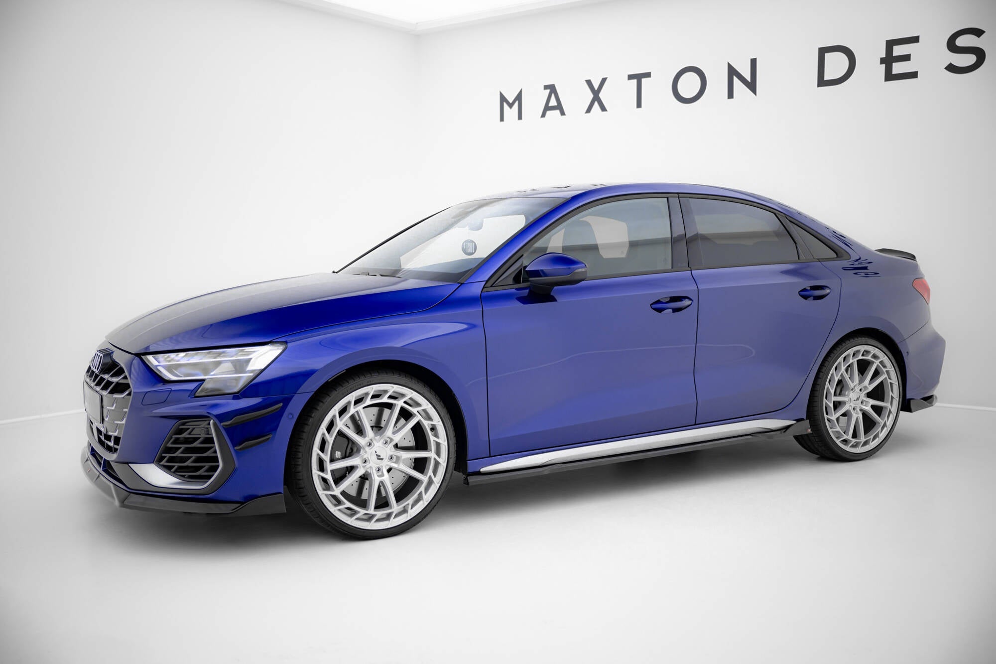 Maxton Design - Seitenschweller V3 Ansatz für für Audi A3 S - Line Limousine / S3 Limousine 8Y Facelift - Aerowerk.