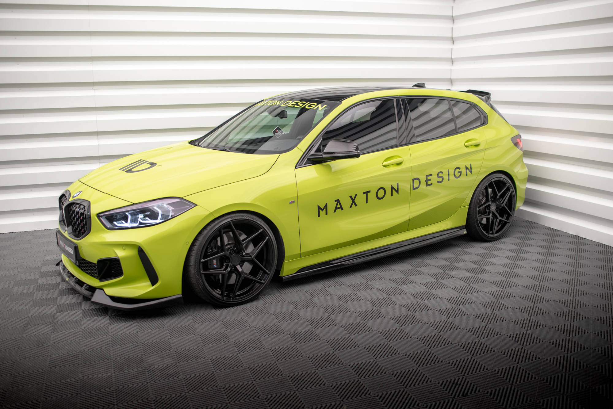 Maxton Design - Seitenschweller V.4 Ansatz für BMW 1er M - Paket/ M135i / 128ti F40 - Aerowerk.