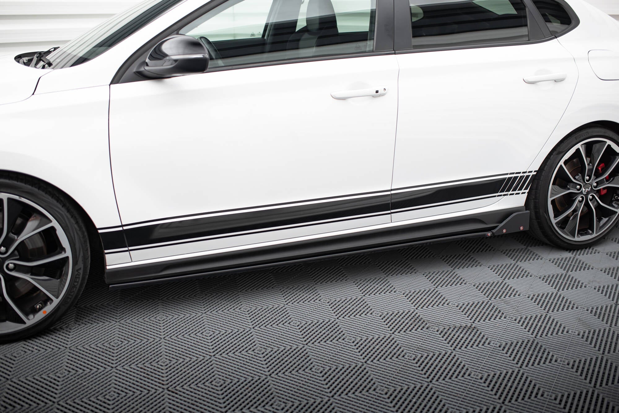 Maxton Design - Seitenschweller V5 Ansatz für + Flaps Hyundai I30 N Mk3 / Mk3 FL Hatchback/Fastback - Aerowerk.