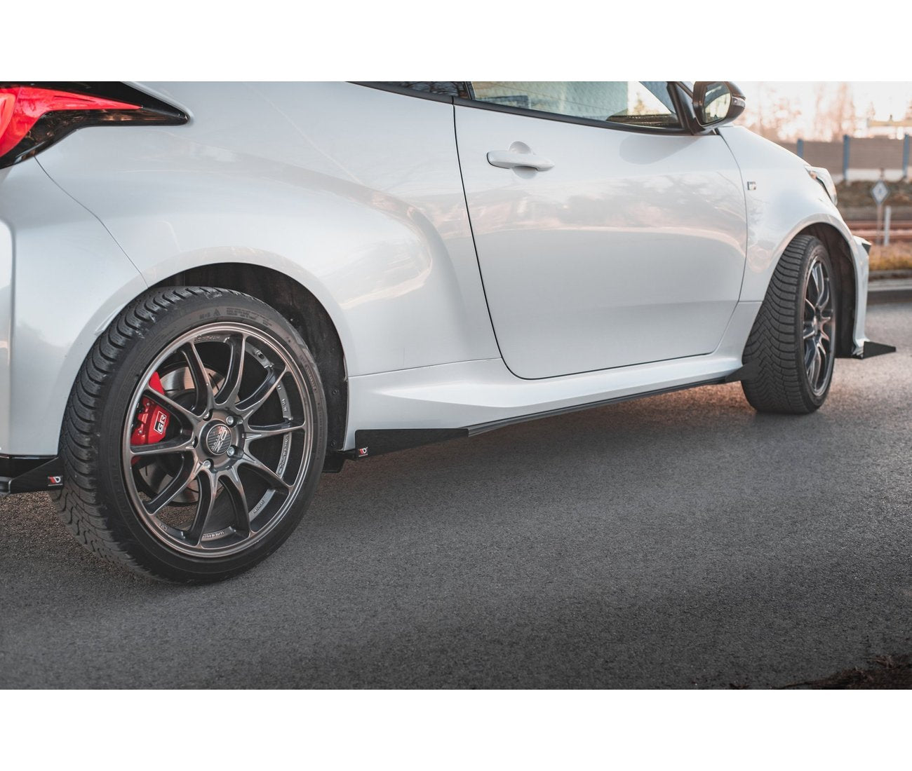 Seitliche Flaps Wings für Toyota GR Yaris - Aerowerk.