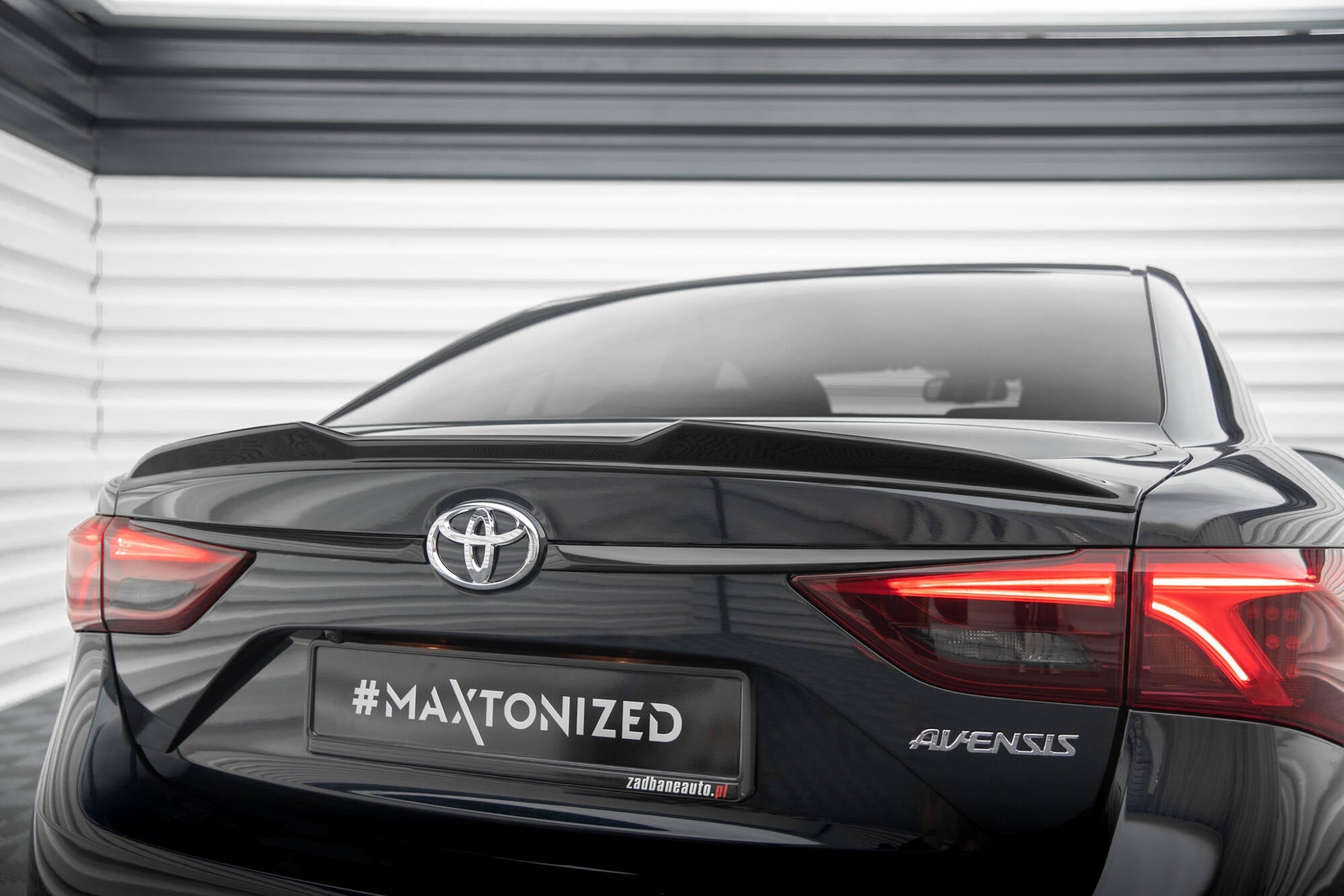 Maxton Design - Spoiler 3D für Toyota Avensis Limousine Mk3 Facelift - Aerowerk.