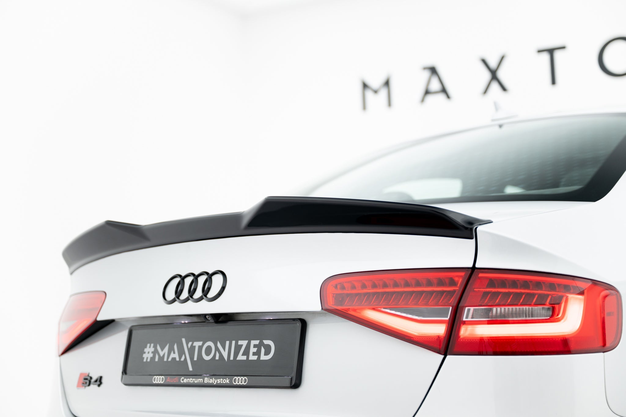 Maxton Design - Spoiler CAP 3D für Audi S4 Limousine B8 Facelift - Aerowerk.
