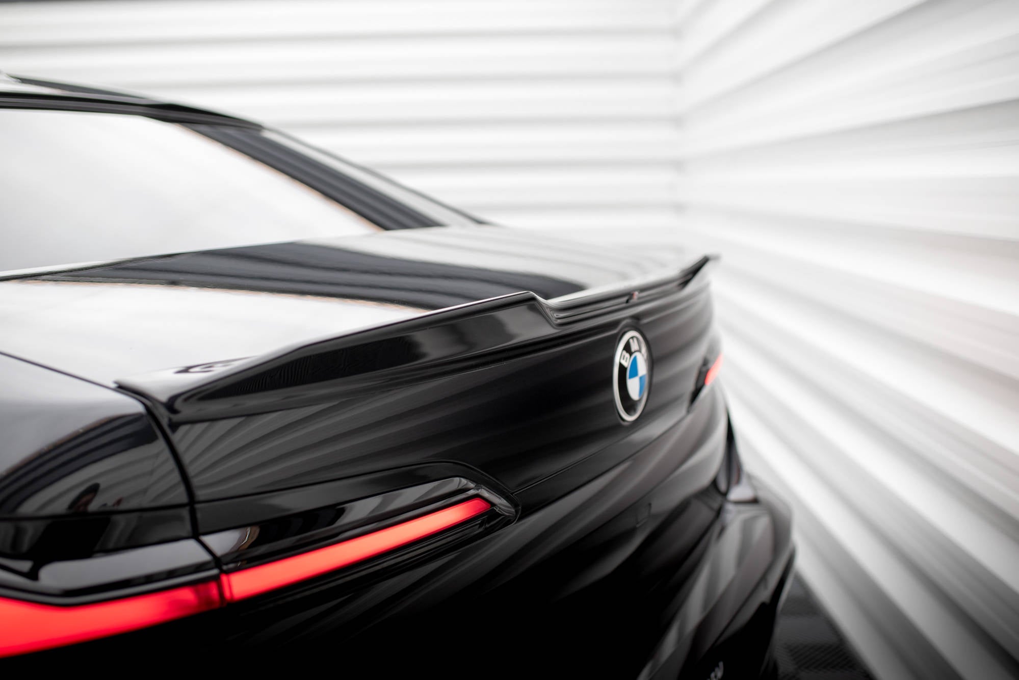 Maxton Design - Spoiler CAP 3D für BMW 7er G70 - Aerowerk.