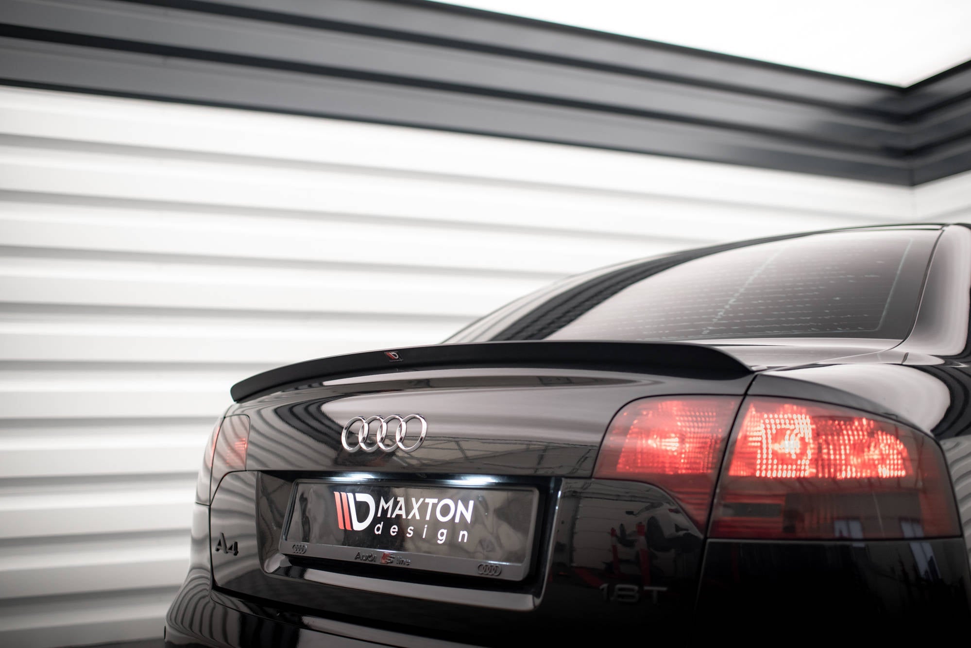 Maxton Design - Spoiler CAP für Audi A4 Limousine S - Line B7 - Aerowerk.
