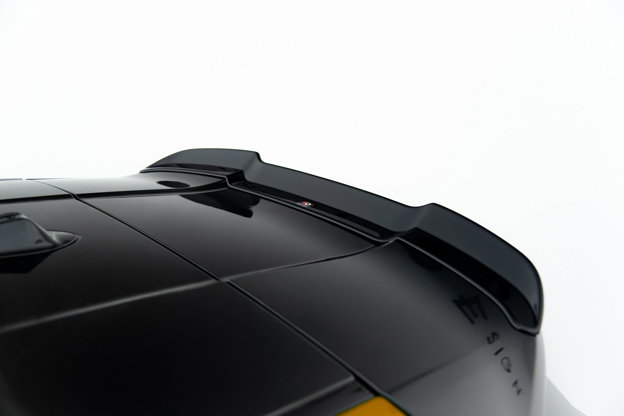 Maxton Design - Spoiler CAP V.1 für BMW 1er M - Paket F70 - Aerowerk.