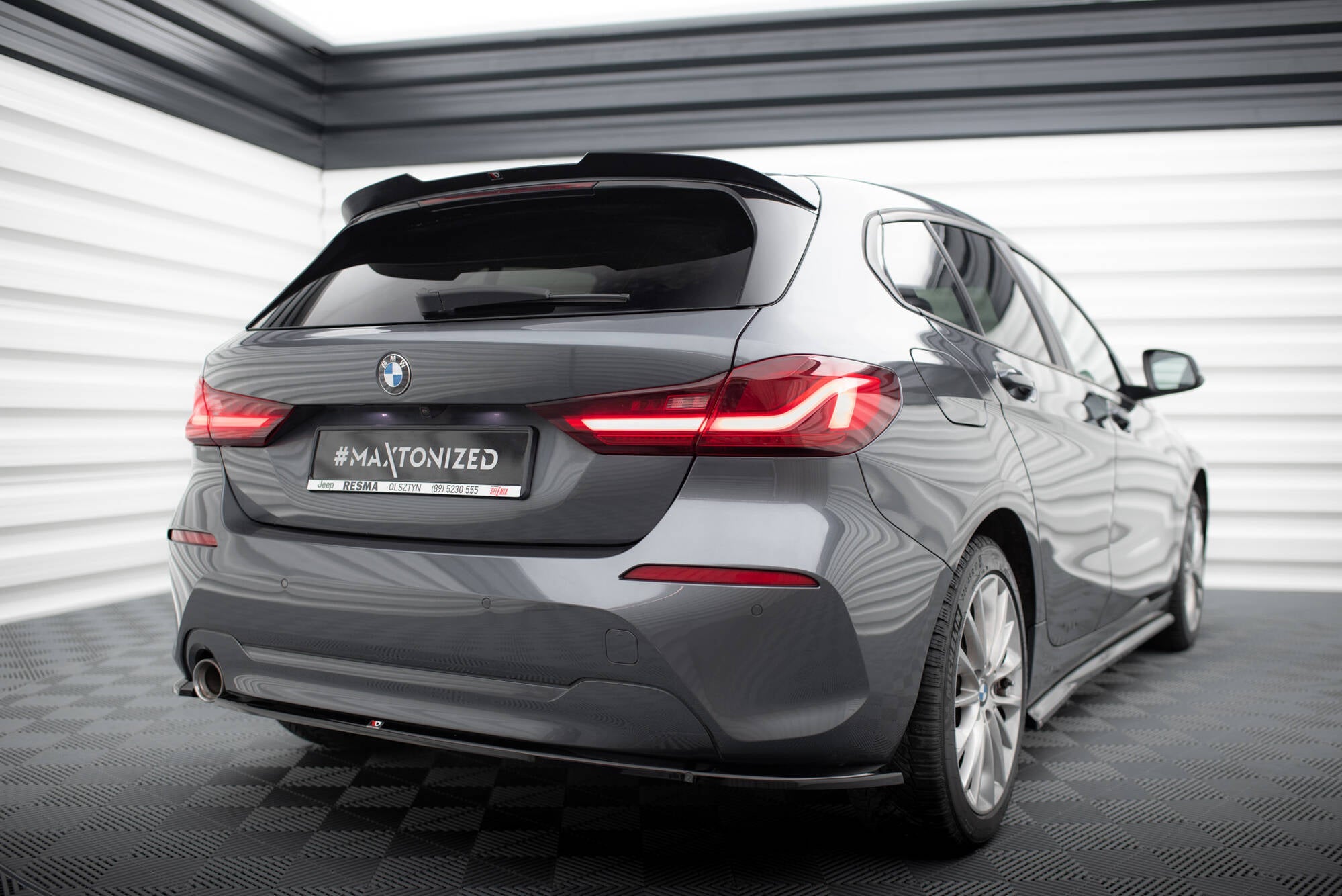 Maxton Design - Spoiler CAP V.2 für BMW 1er M - Paket F70 - Aerowerk.