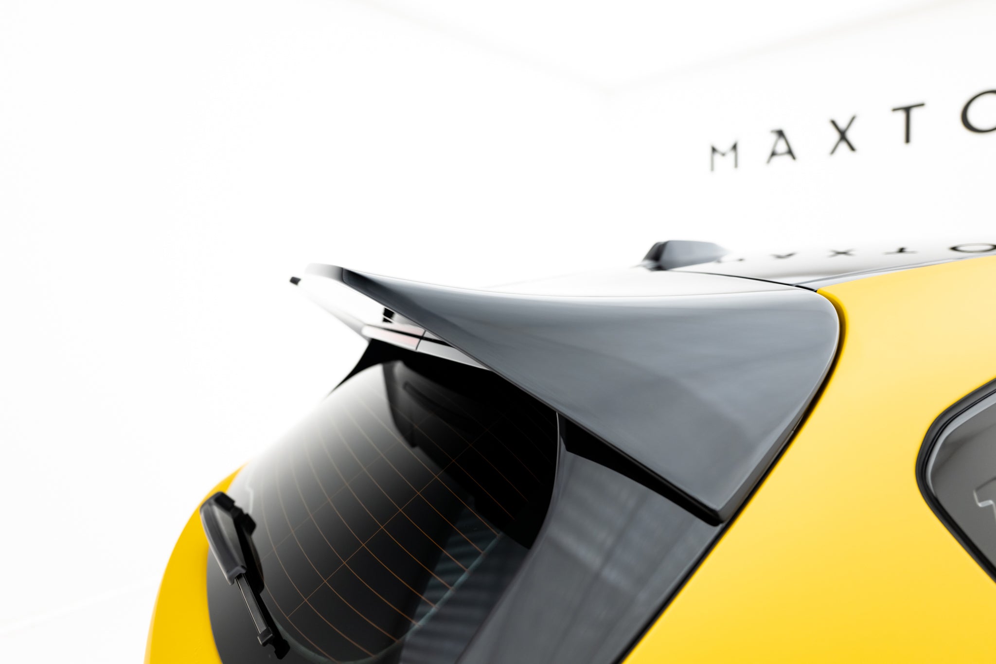 Maxton Design - Spoiler für BMW 1er F40 / F70 - Aerowerk.