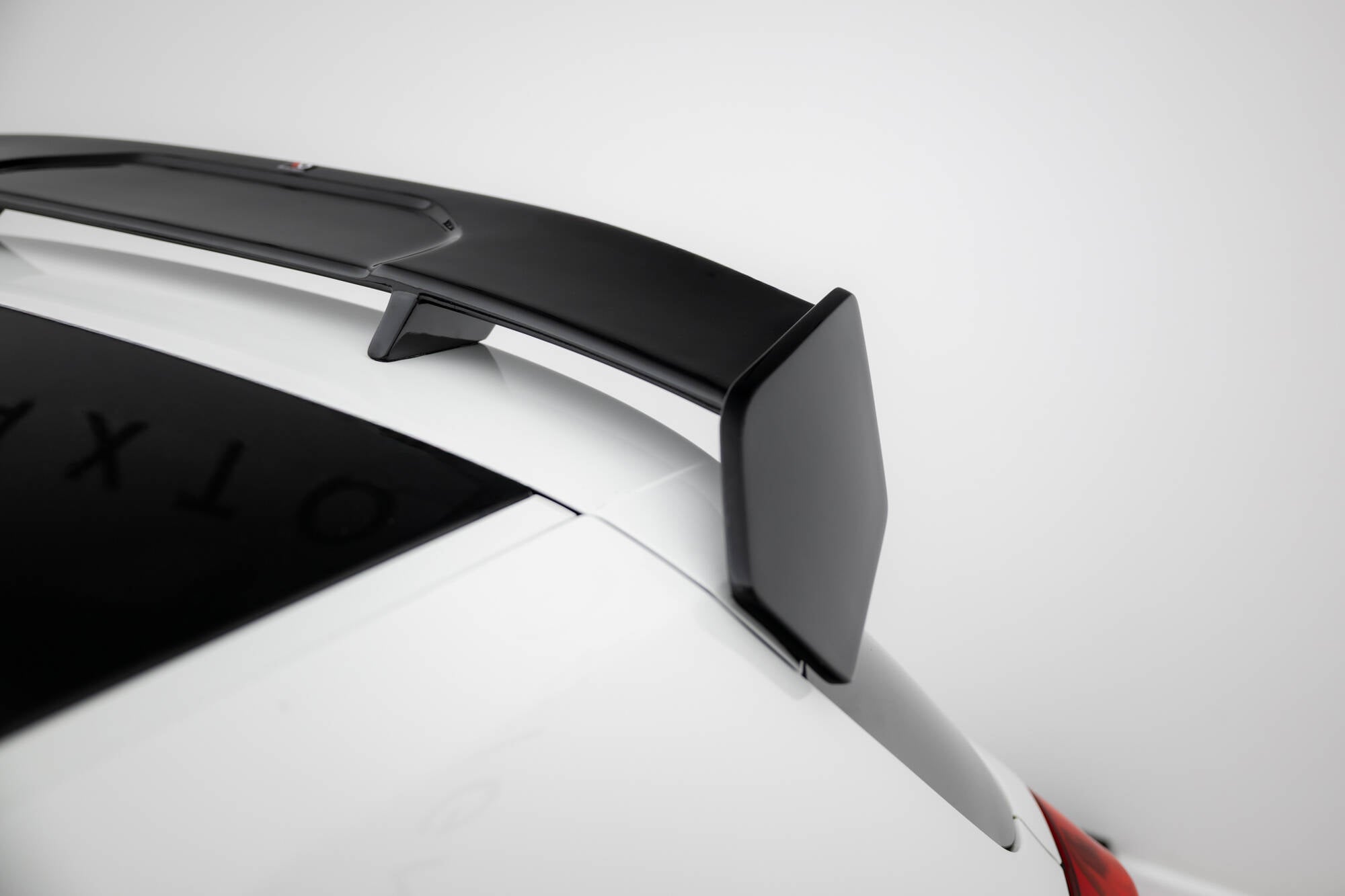 Maxton Design - Spoiler für BMW 1er M - Paket / M140i / Standard F20 - Aerowerk.
