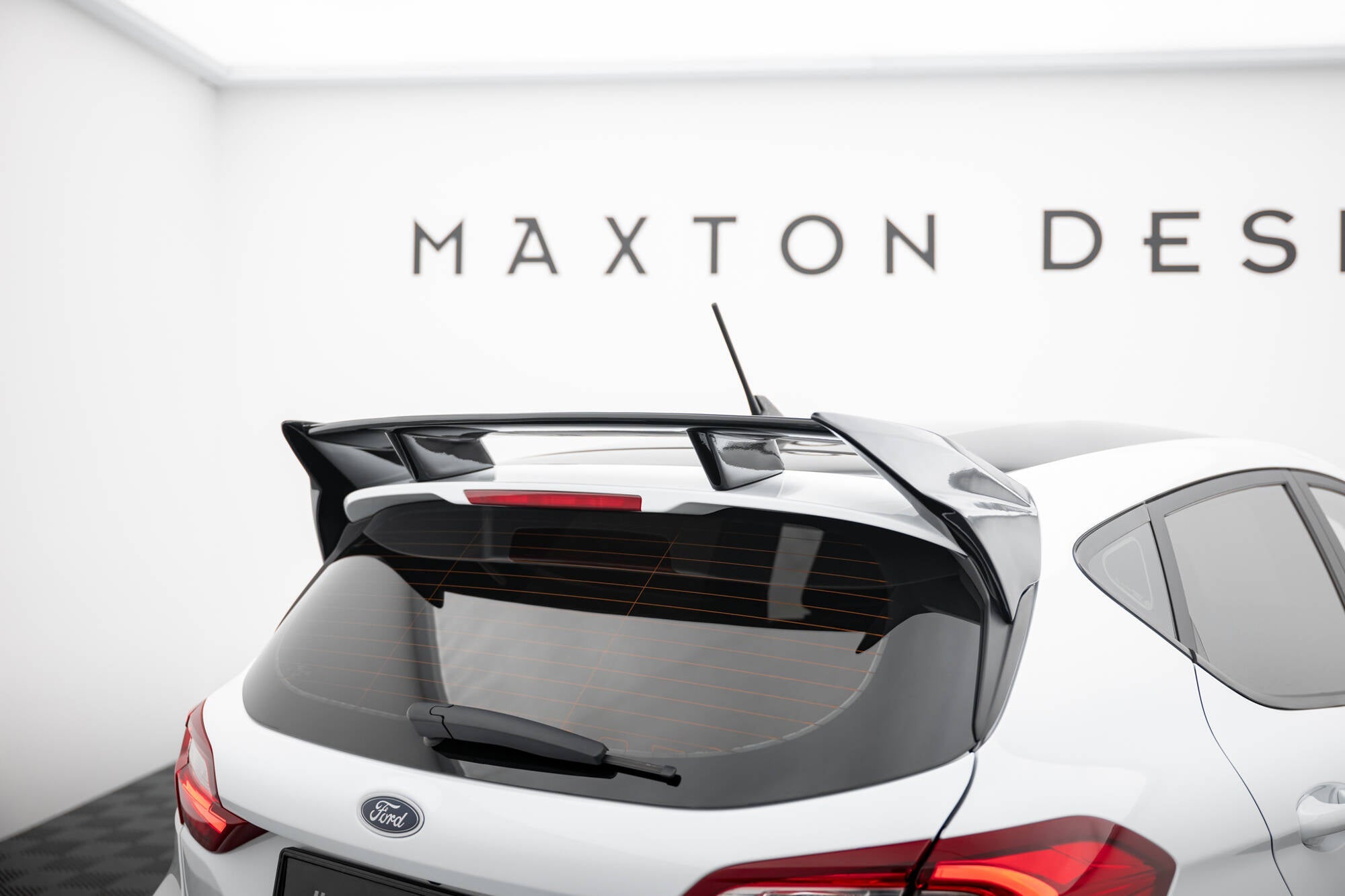 Maxton Design - Spoiler für Ford Fiesta Standard / ST - Line Mk8 - Aerowerk.
