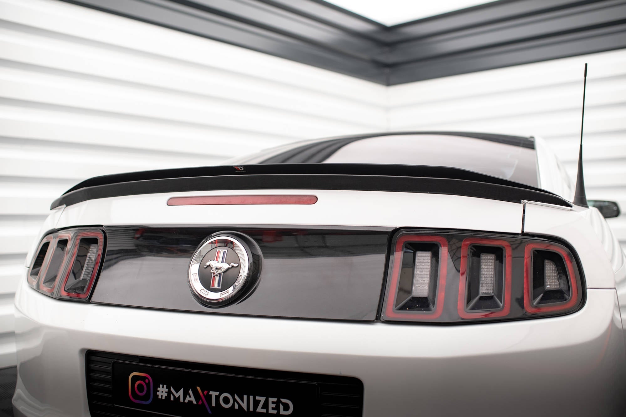 Maxton Design - Spoiler für Ford Mustang Mk5 Facelift - Aerowerk.