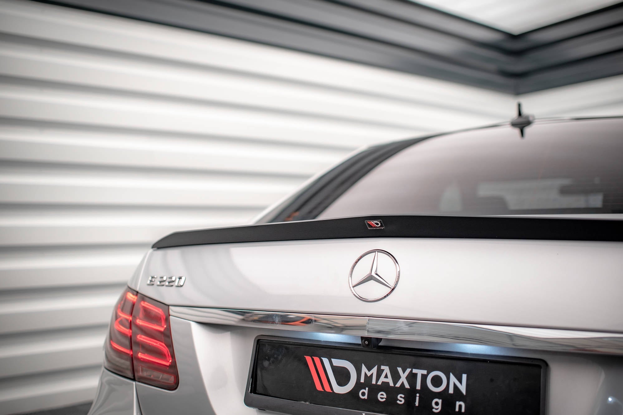 Maxton Design - Spoiler für Mercedes - Benz E63 AMG / AMG - Line / Standard Limousine W212 Facelift - Aerowerk.