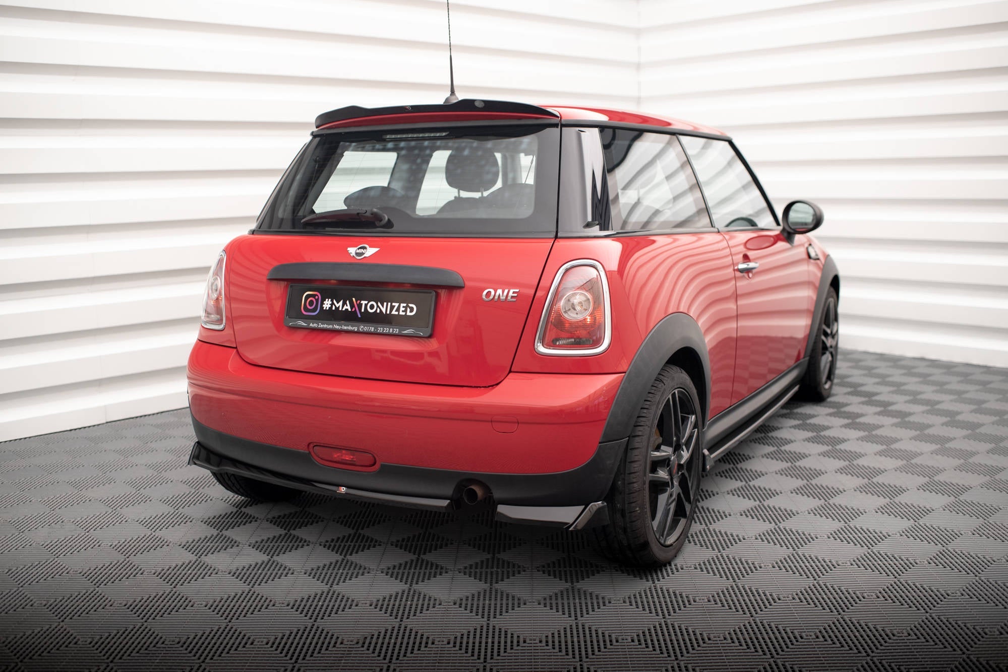 Maxton Design - Spoiler für Mini One R56 - Aerowerk.