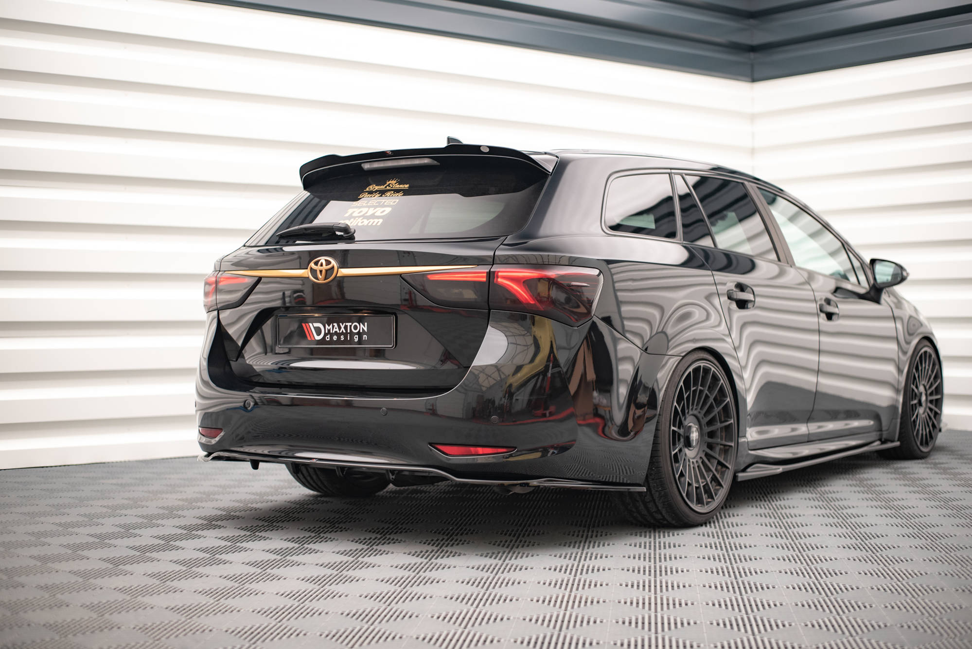 Maxton Design - Spoiler für Toyota Avensis Mk3 Facelift Wagon - Aerowerk.