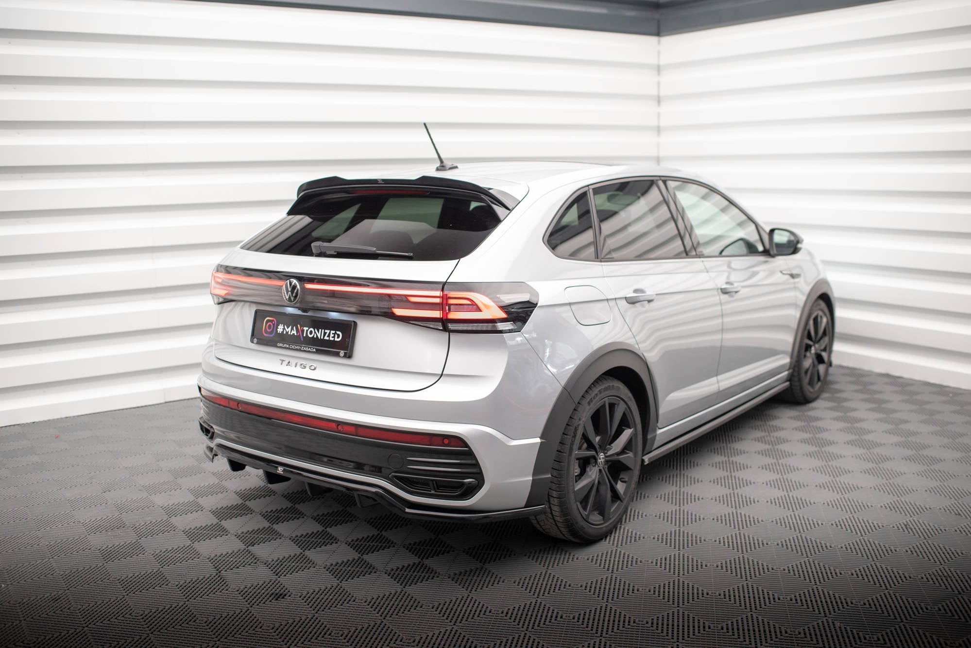 Maxton Design - Spoiler für VW Taigo R - Line Mk1 - Aerowerk.