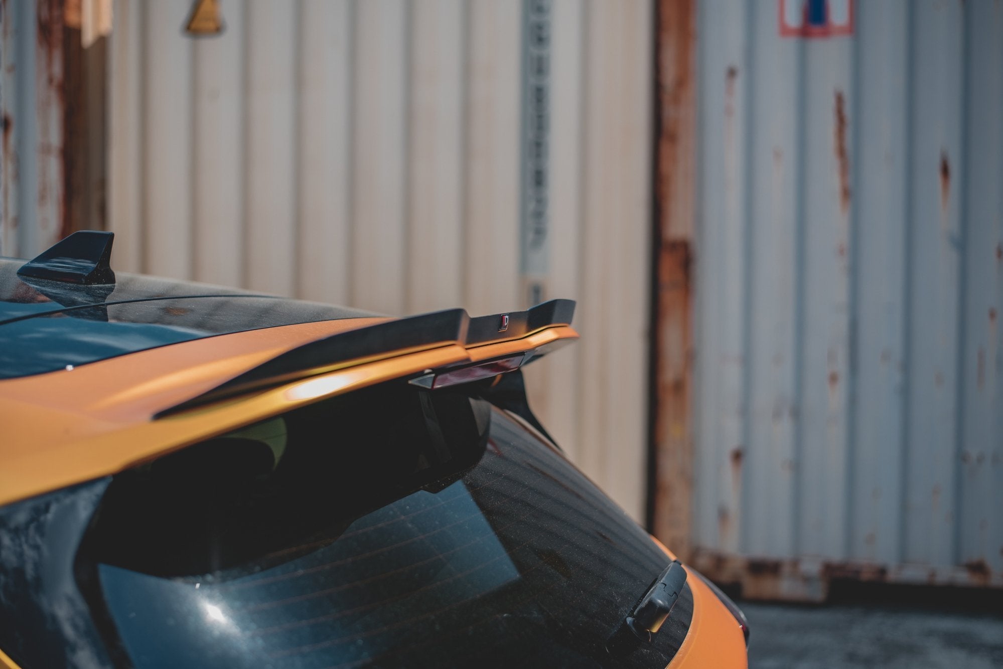 Maxton Design - Spoiler V1 für Ford Focus Hatchback ST Mk4 - Aerowerk.
