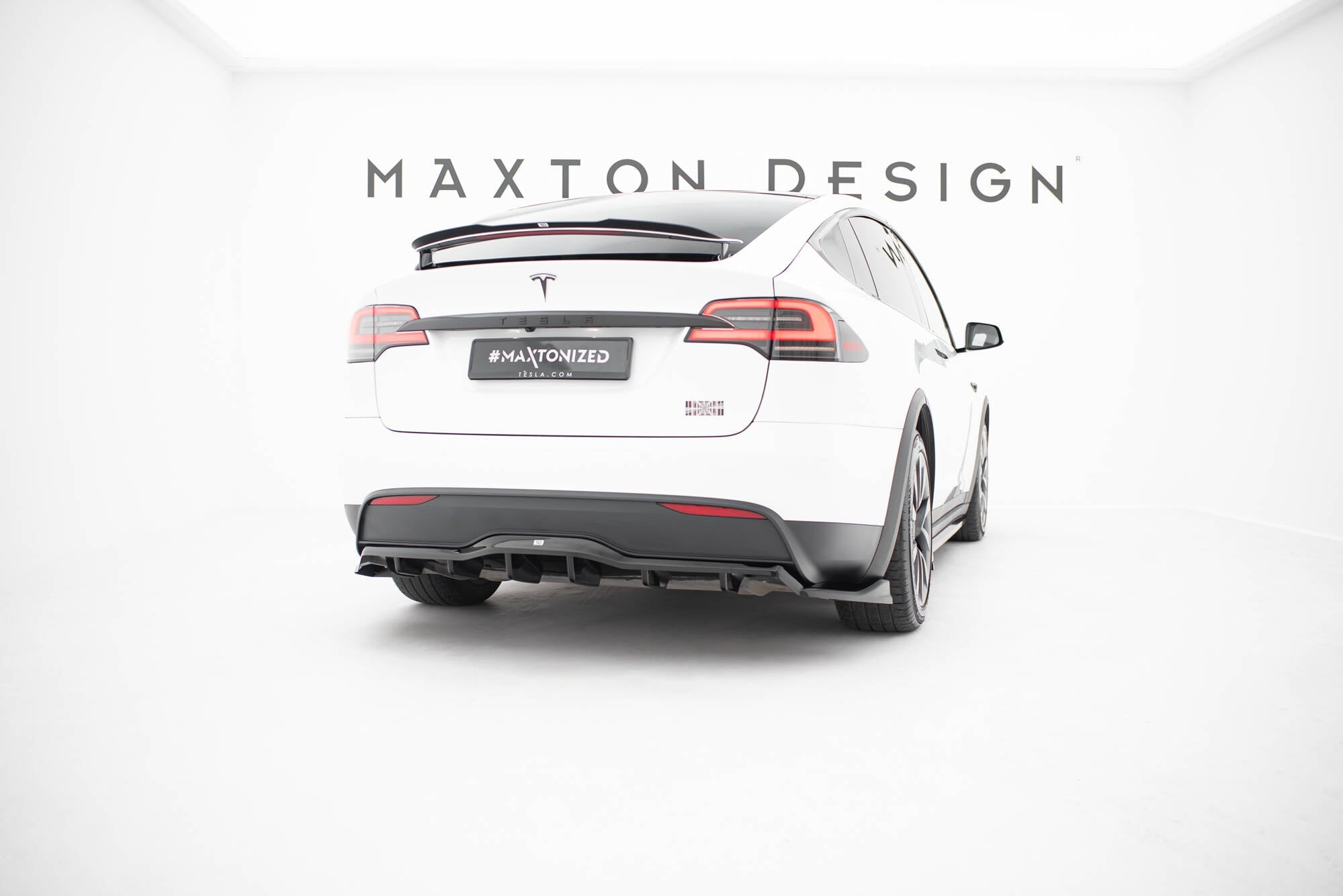 Maxton Design - Spoiler V1 für TESLA MODEL X - Aerowerk.