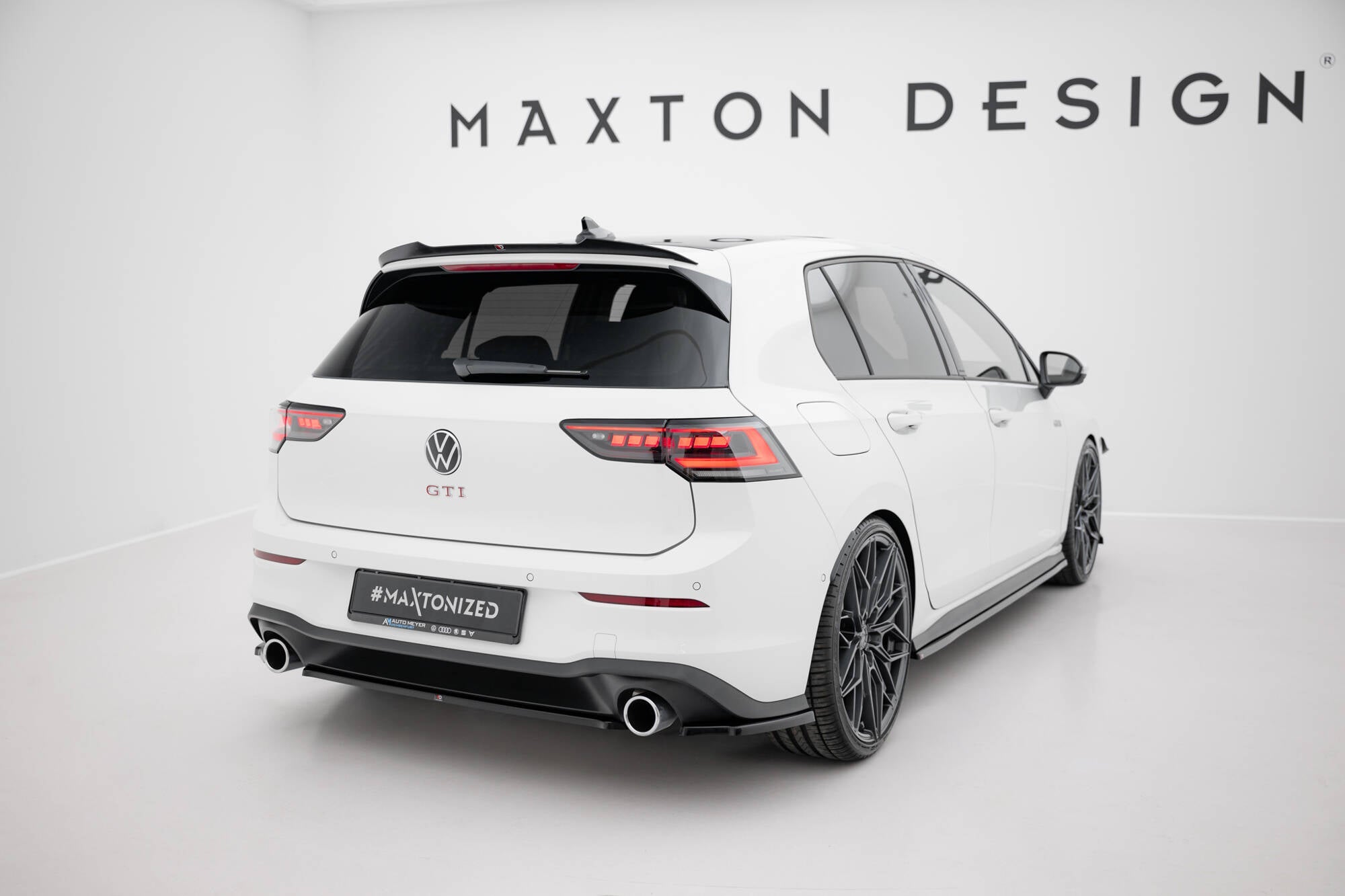 Maxton Design - Spoiler V1 für VW Golf GTI / GTE / GTD / R - Line / R Mk8 - Aerowerk.