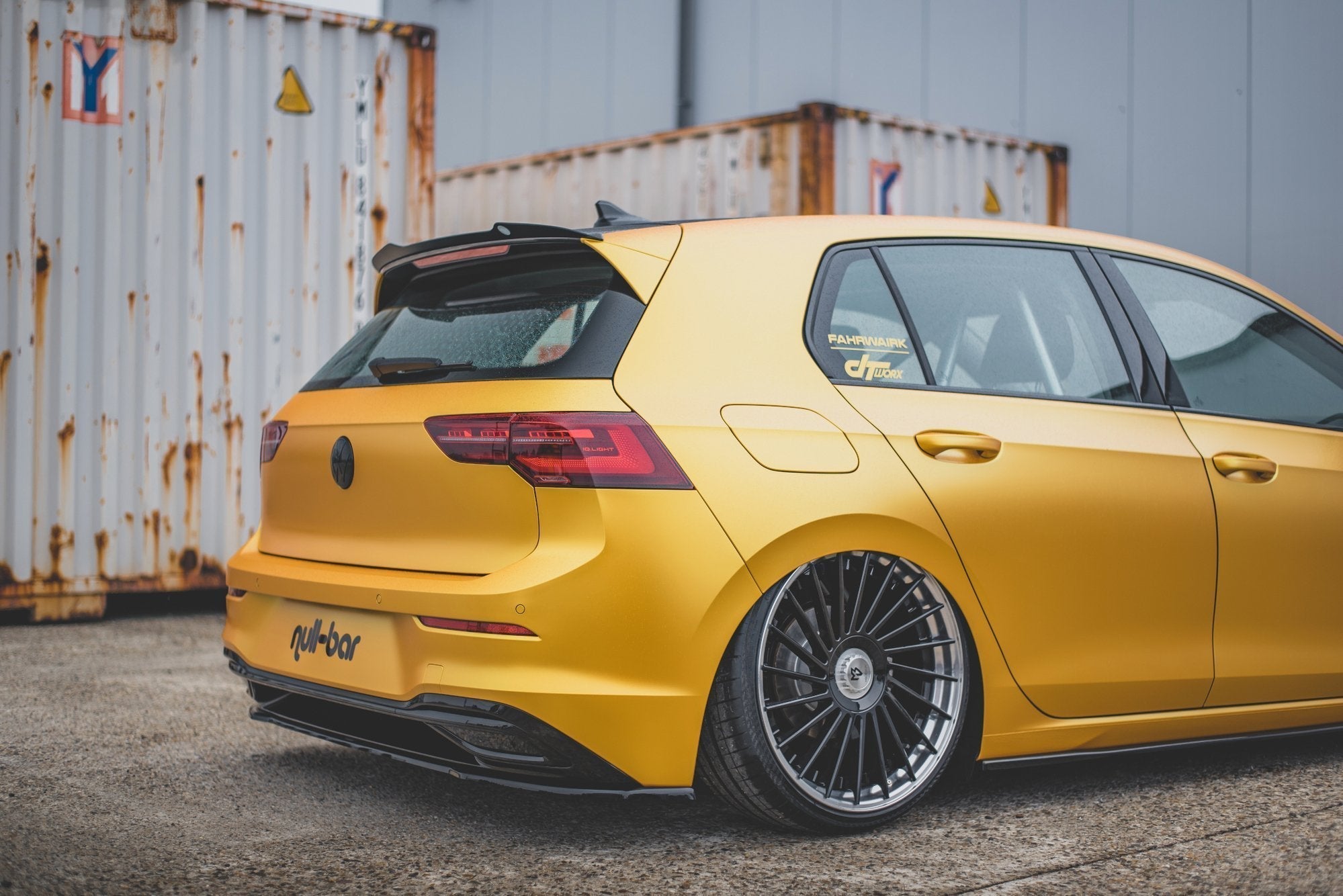 Maxton Design - Spoiler V1 für VW Golf Mk8 Facelift - Aerowerk.