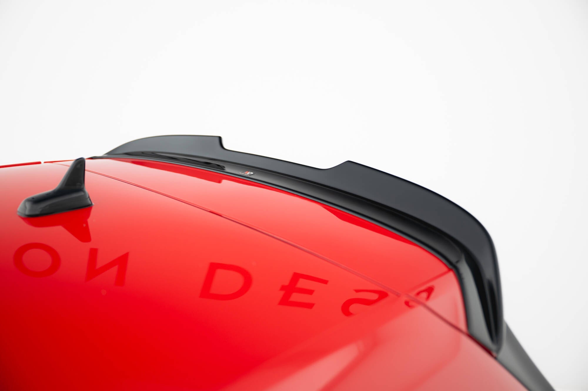 Maxton Design - Spoiler V2 für VW Golf 7 R / R - Line / GTI - Aerowerk.