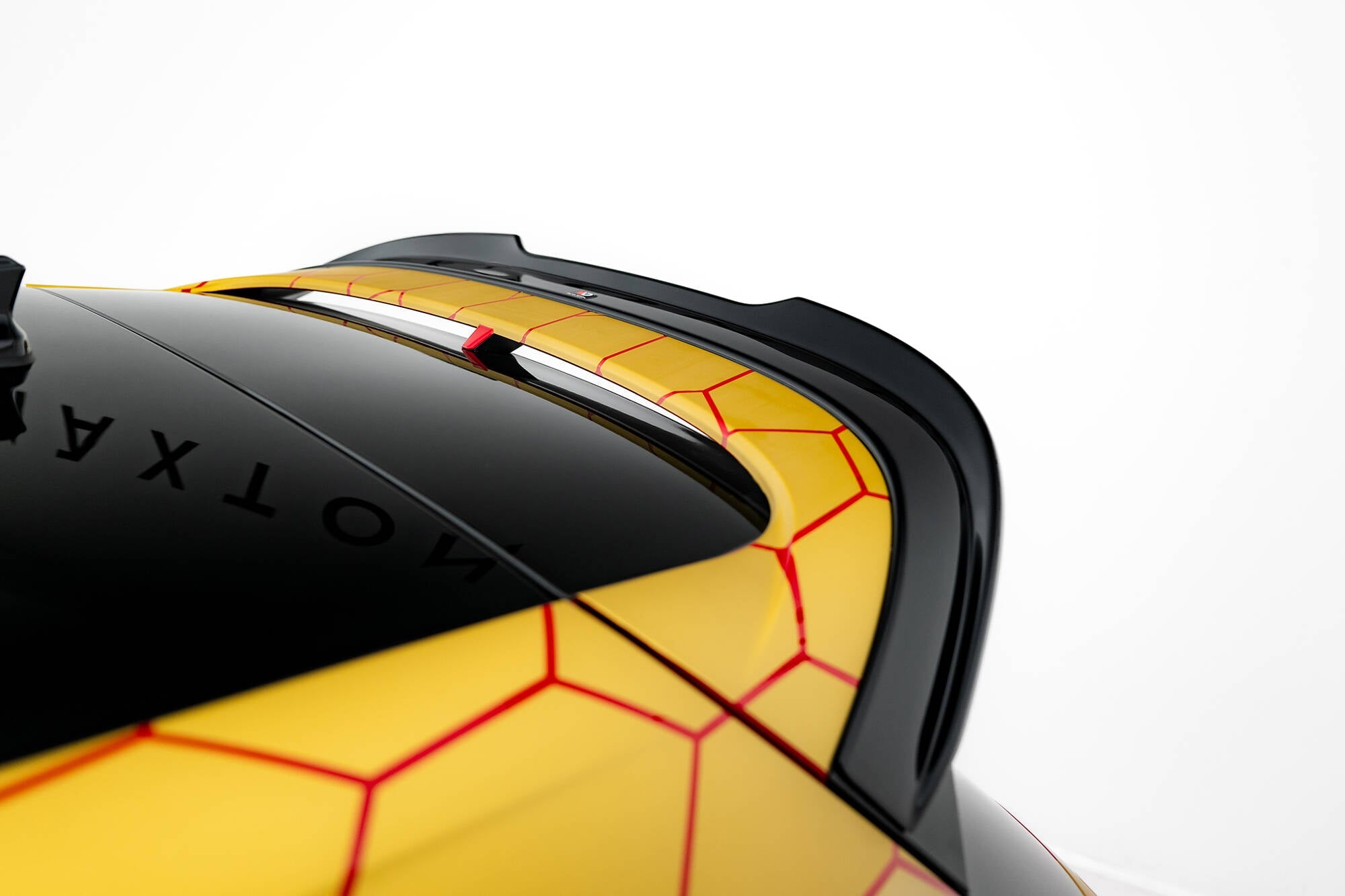 Maxton Design - Spoiler V2 für VW Golf R - Performance Mk8 Facelift - Aerowerk.